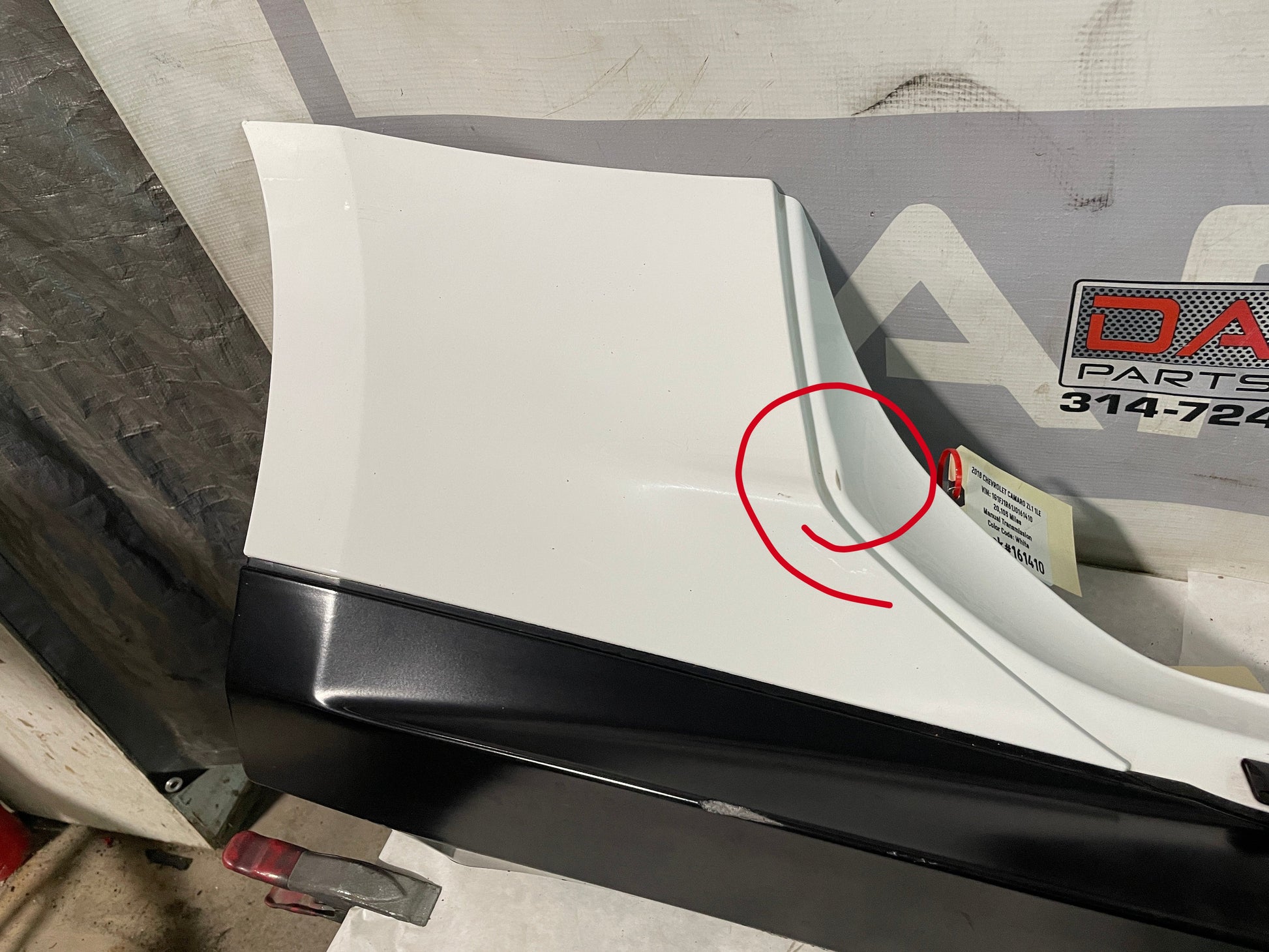 2018 Chevy Camaro ZL1 1LE RH Passenger Rocker Molding OEM - Day's Parts Yard