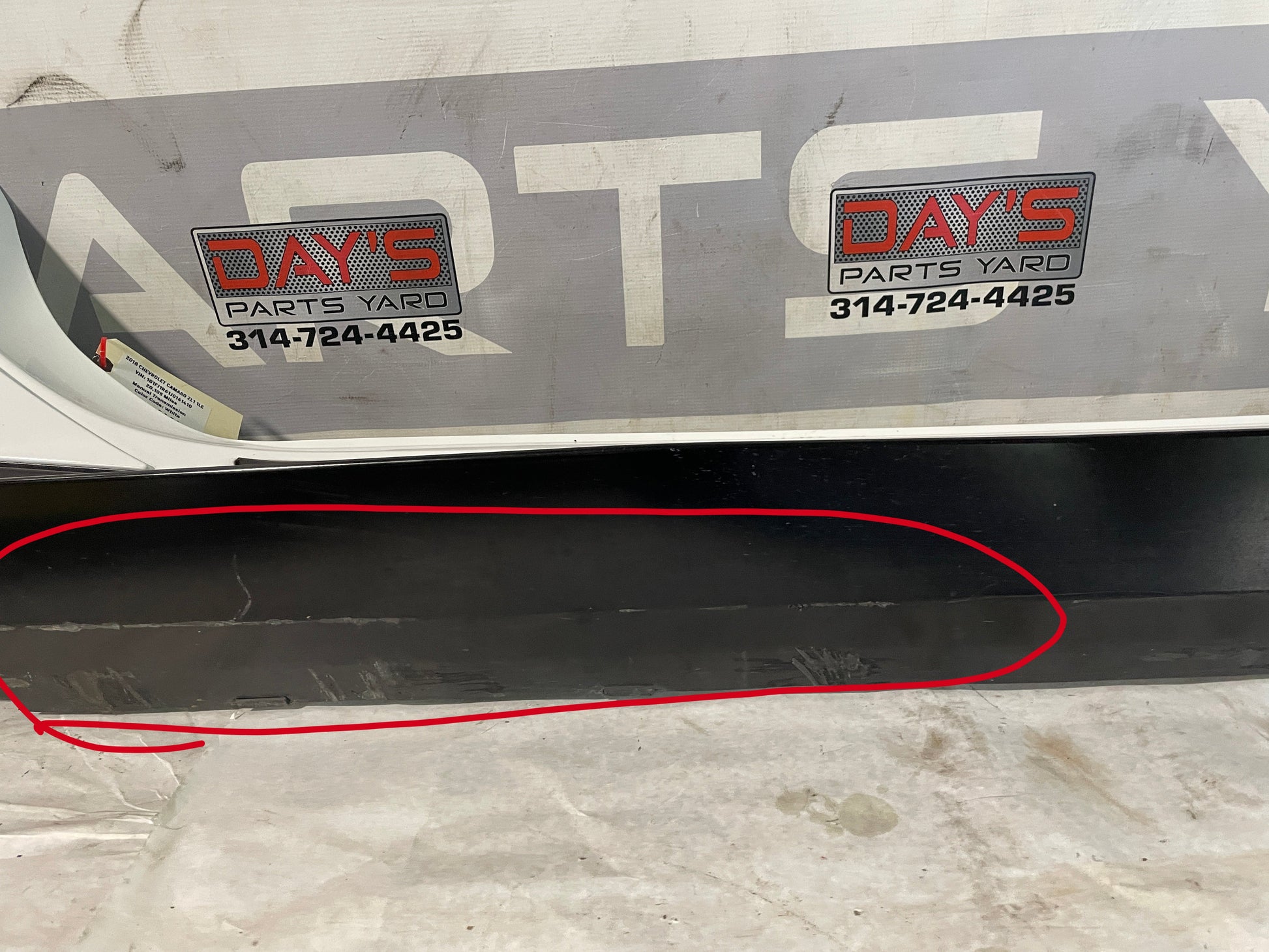 2018 Chevy Camaro ZL1 1LE RH Passenger Rocker Molding OEM - Day's Parts Yard