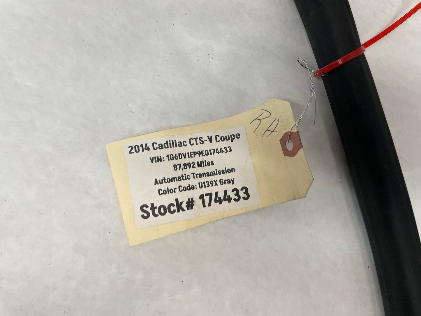 2014 Cadillac CTS-V Coupe RH Passenger Rubber Door Weather Strip Seal OEM
