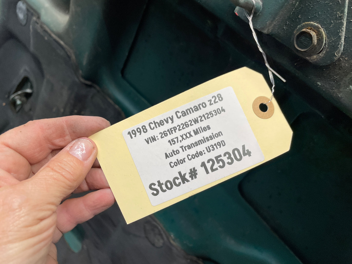 1998 Chevy Camaro Z28 Hood Assembly OEM LOCAL PICK UP - Day's Parts Yard