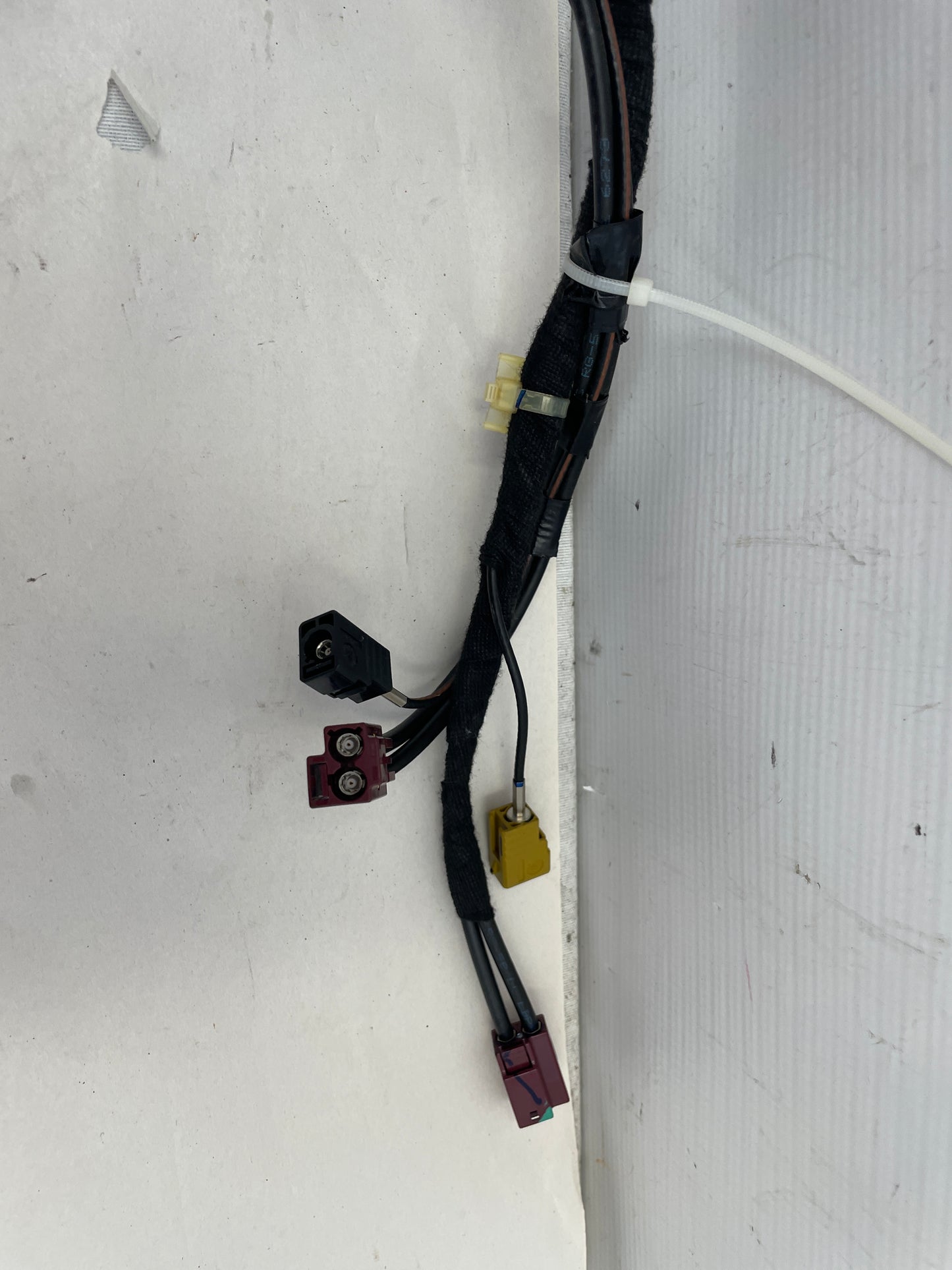 2017 Chevy SS Sedan Shark Fin Antenna Wire Wiring Harness OEM - Day's Parts Yard