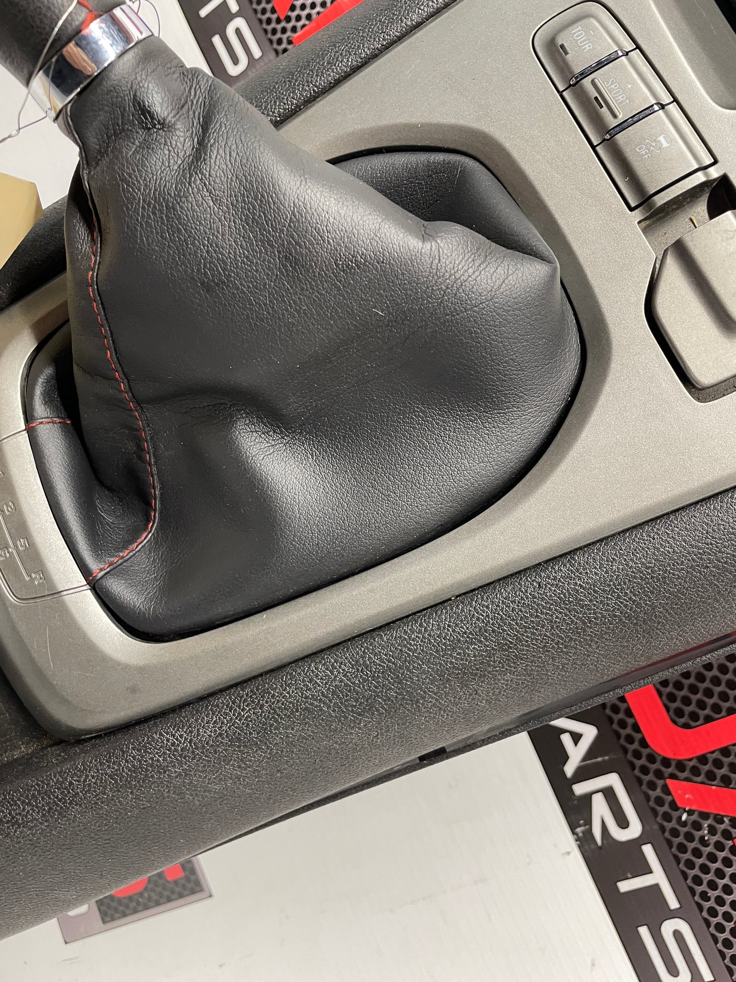 2012 Chevy Camaro ZL1 Complete Center Console Arm Rest w/ Auxiliary Gauges OEM - Day's Parts Yard