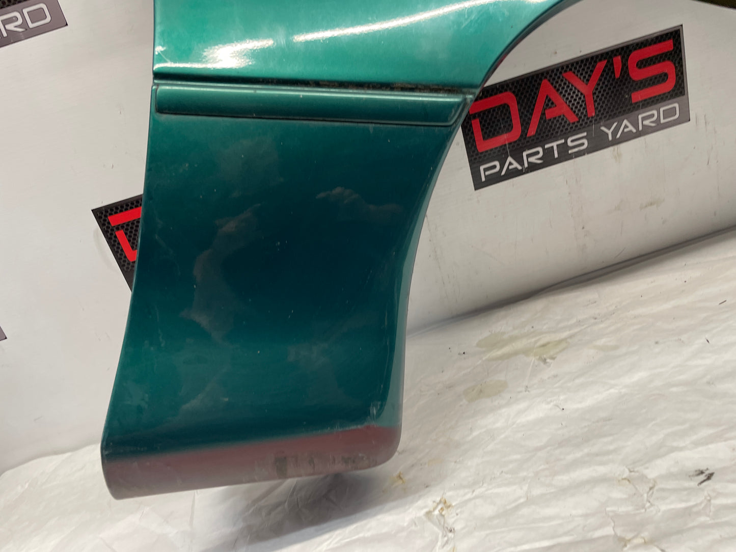 1998 Chevy Camaro Z28 RH Passenger Fender OEM - Day's Parts Yard