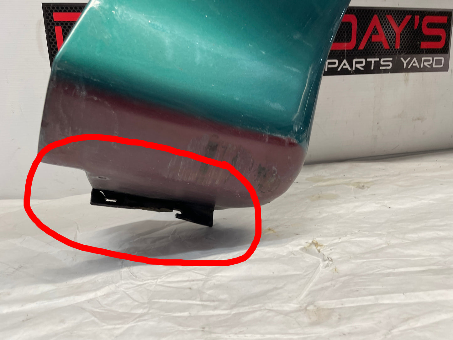 1998 Chevy Camaro Z28 RH Passenger Fender OEM - Day's Parts Yard