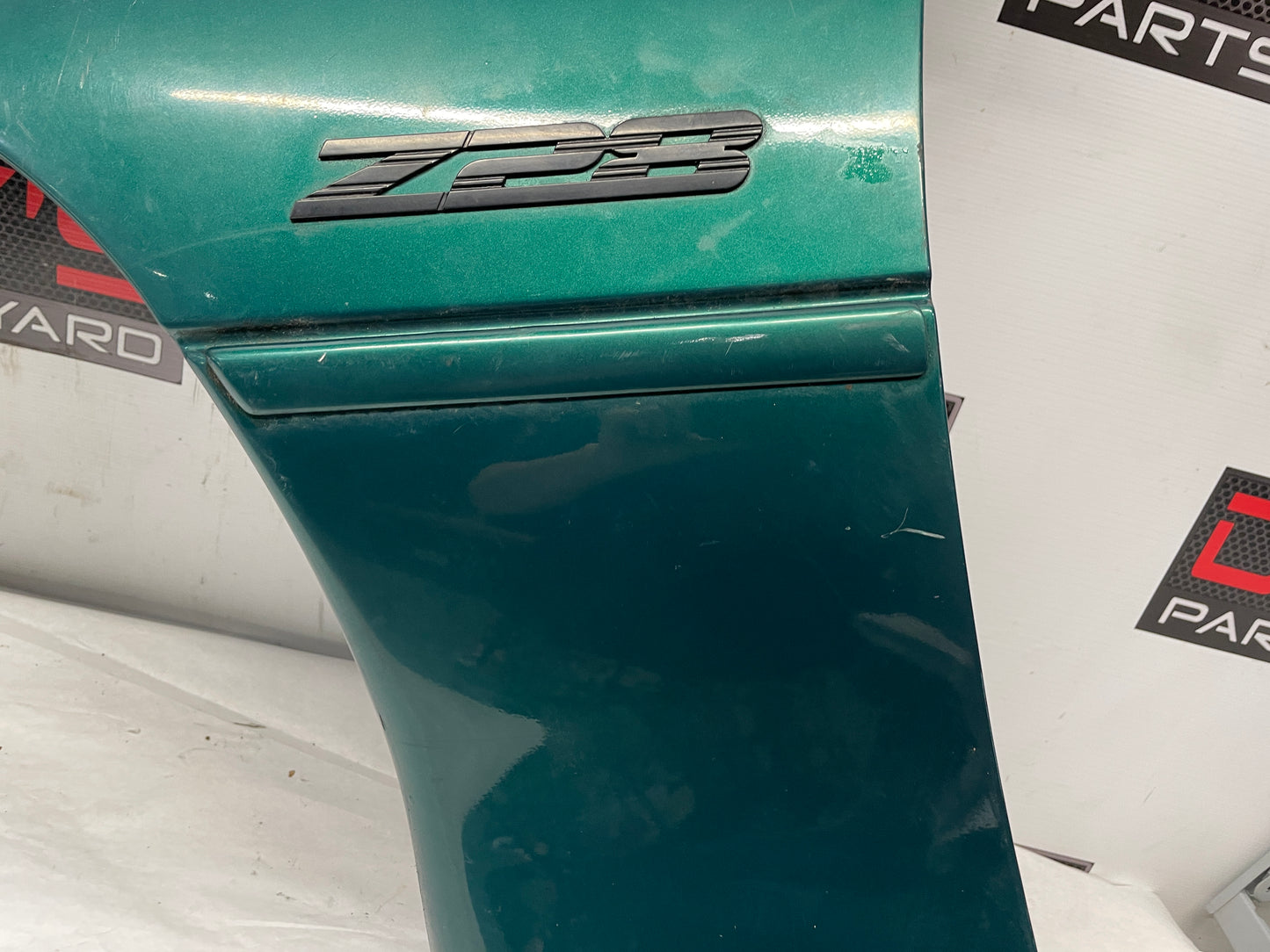 1998 Chevy Camaro Z28 LH Driver Fender OEM - Day's Parts Yard