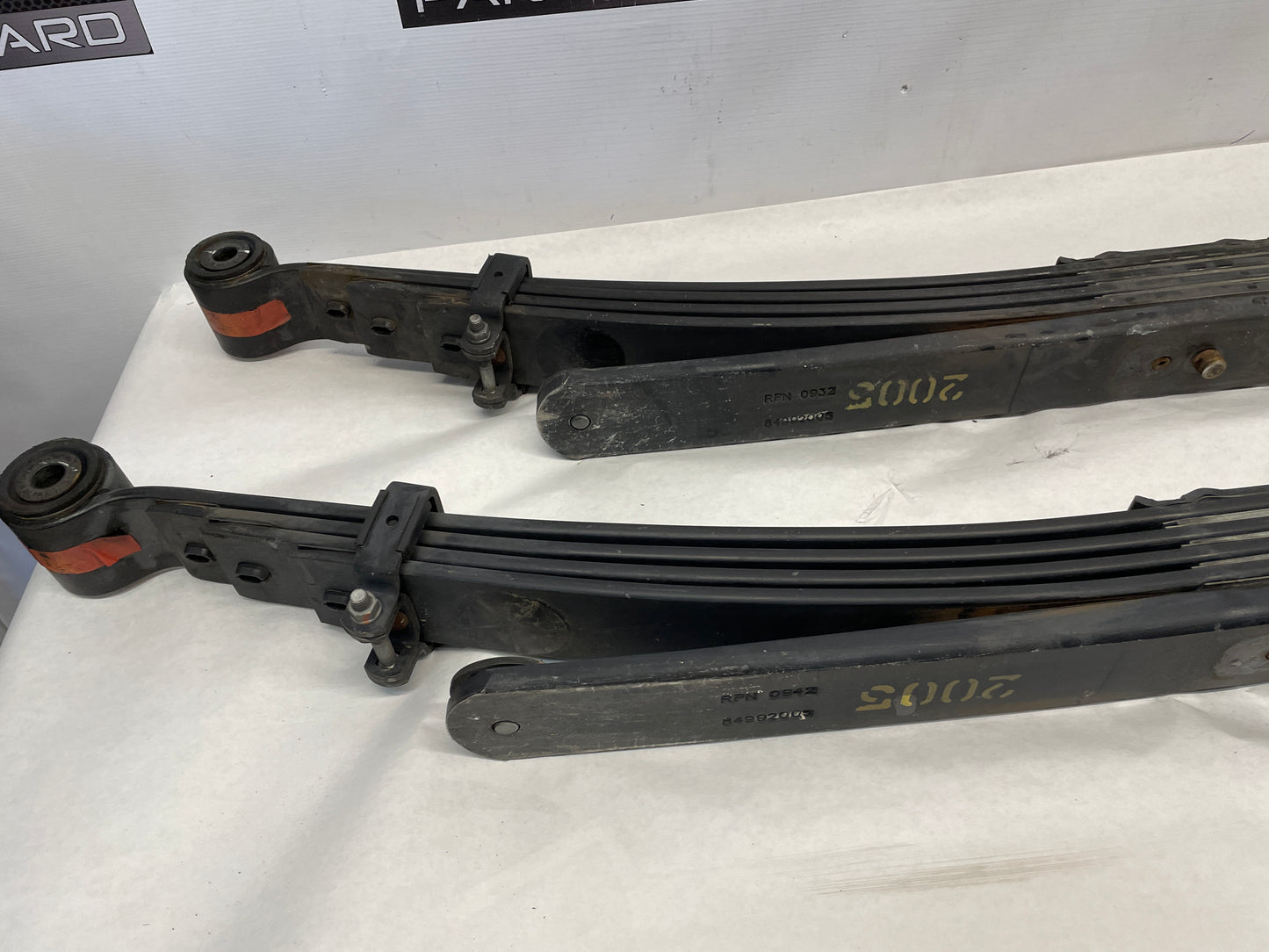 2022 GMC Sierra C2500 LH & RH Rear Leaf Springs OEM - Day's Parts Yard