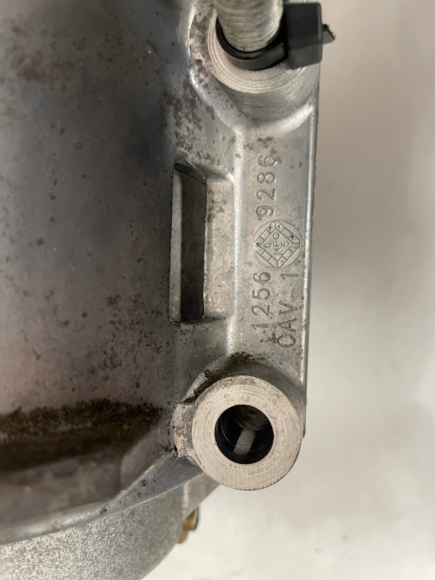 2005 Chevy C6 Corvette A/C Air Conditioner Compressor w/ Bracket OEM 24k - Day's Parts Yard