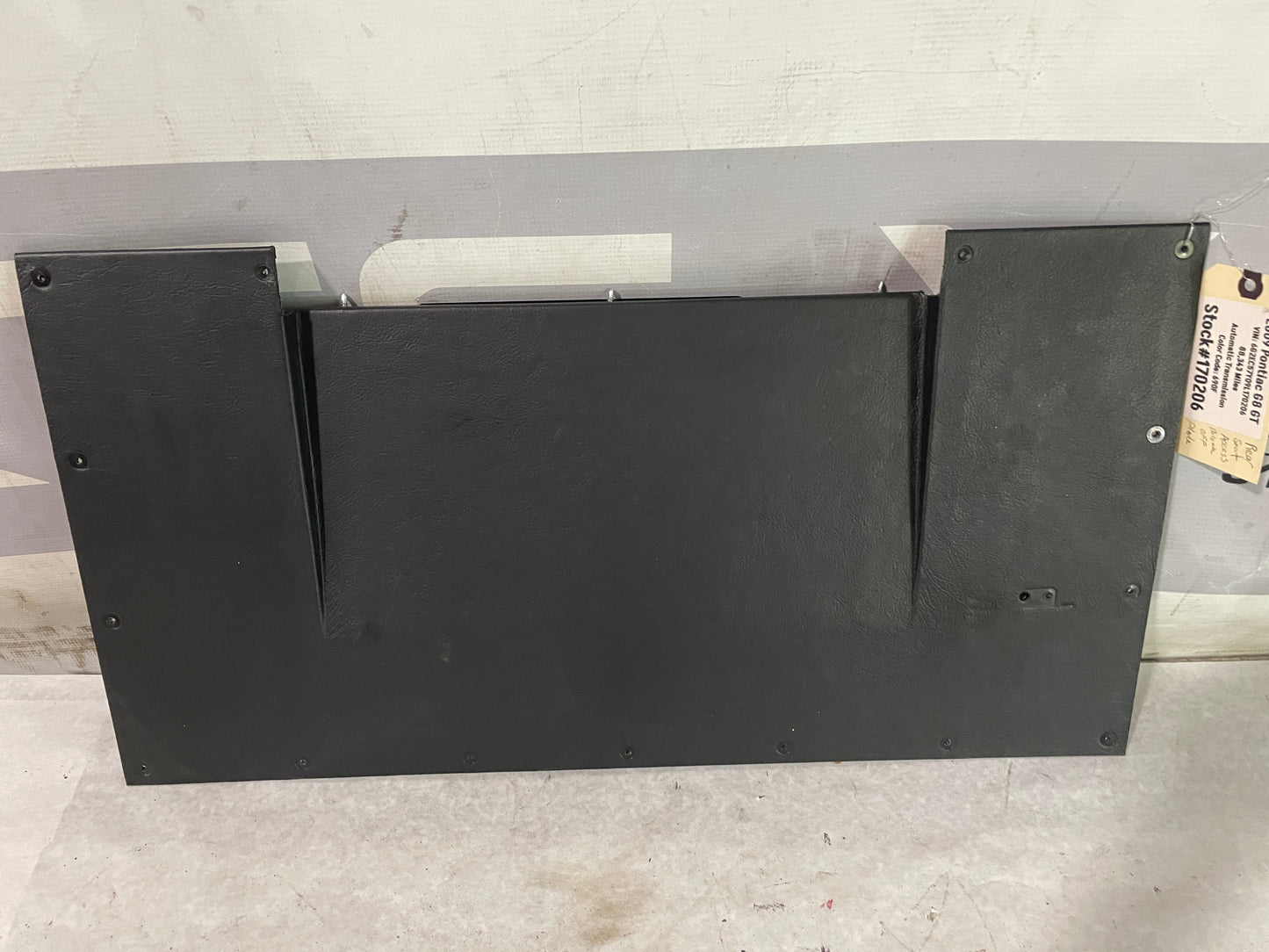 2009 Pontiac G8 GT Rear Seat Access Block Off Plate OEM - Day's Parts Yard