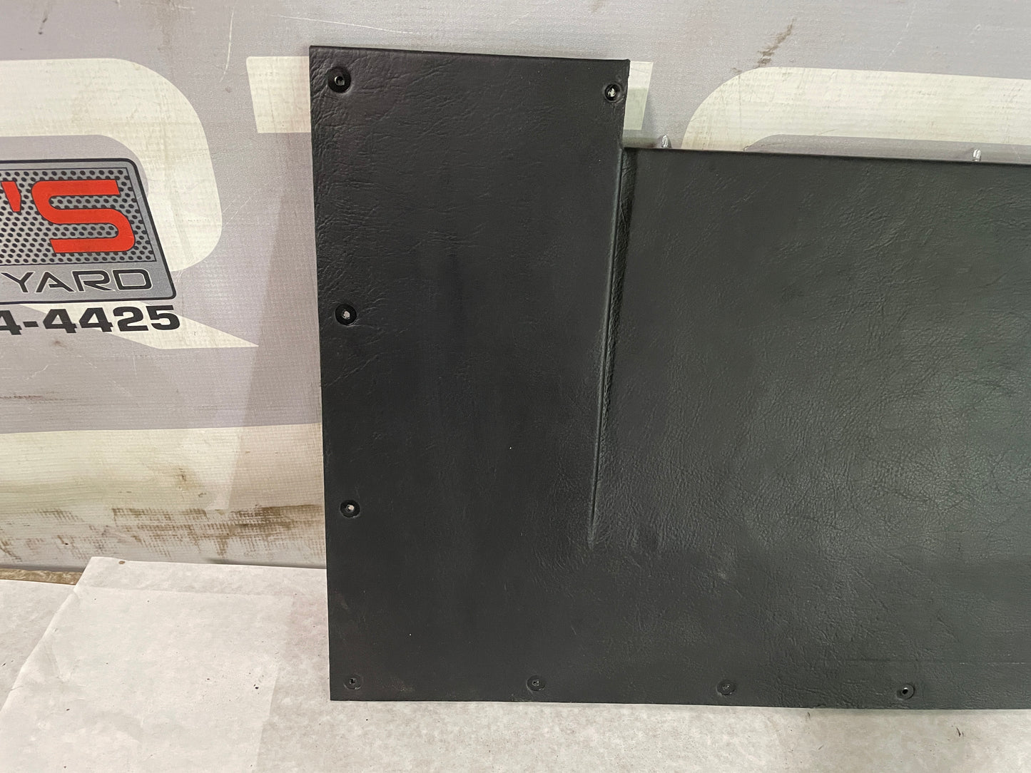 2009 Pontiac G8 GT Rear Seat Access Block Off Plate OEM - Day's Parts Yard