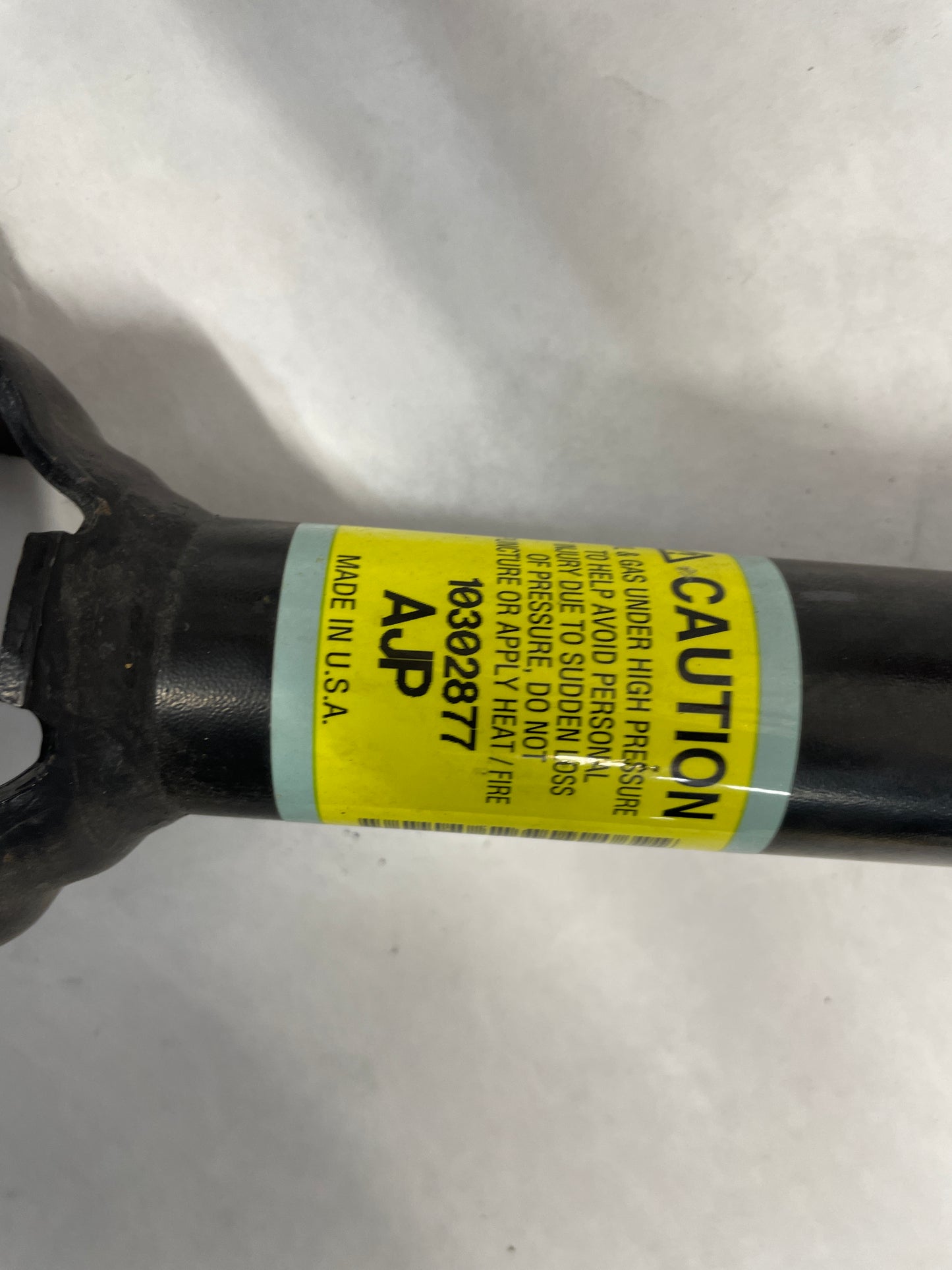 2005 Chevy C6 Corvette RH Passenger Rear Shock Absorber OEM - Day's Parts Yard