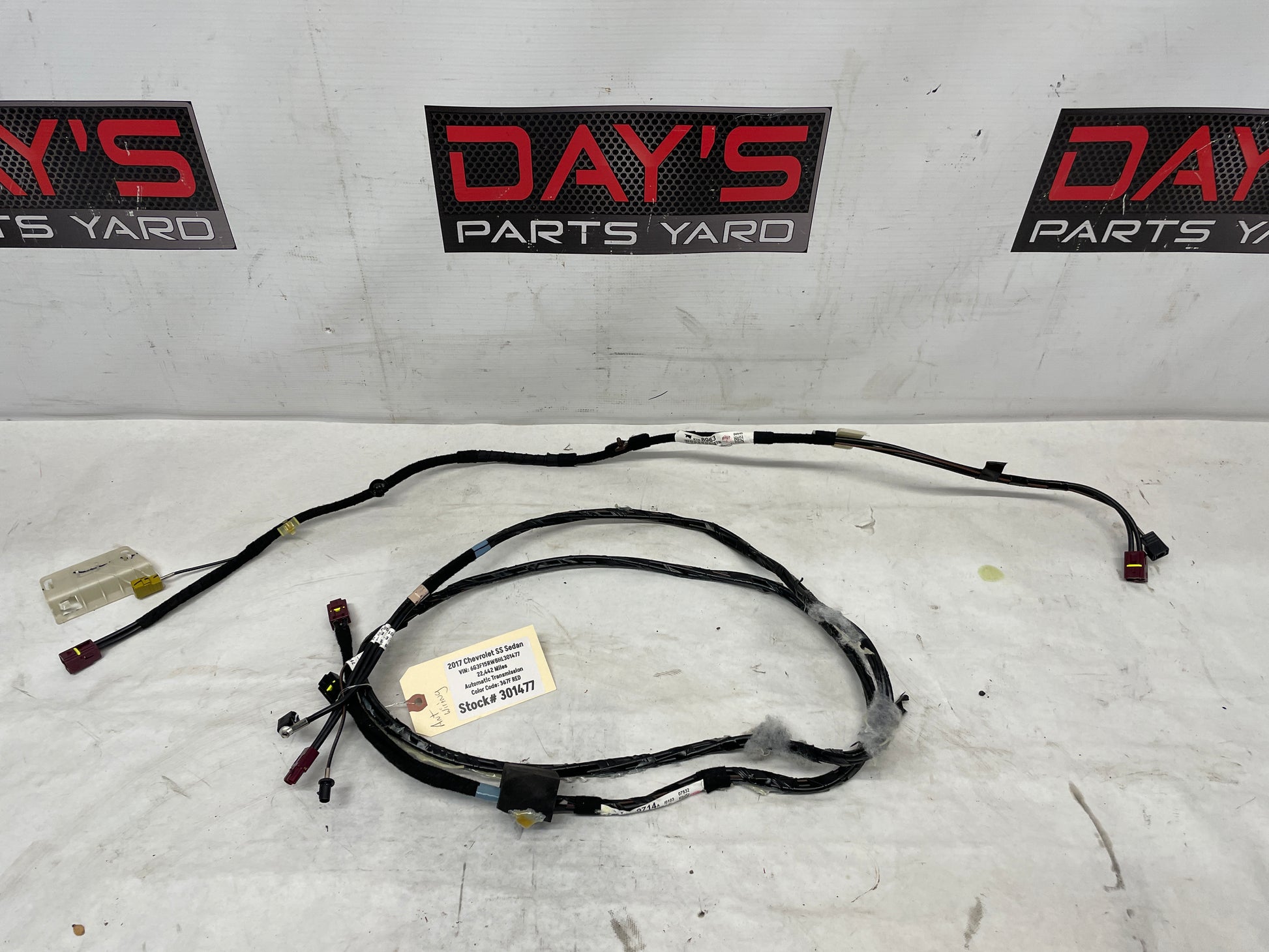 2017 Chevy SS Sedan Shark Fin Antenna Wire Wiring Harness OEM - Day's Parts Yard