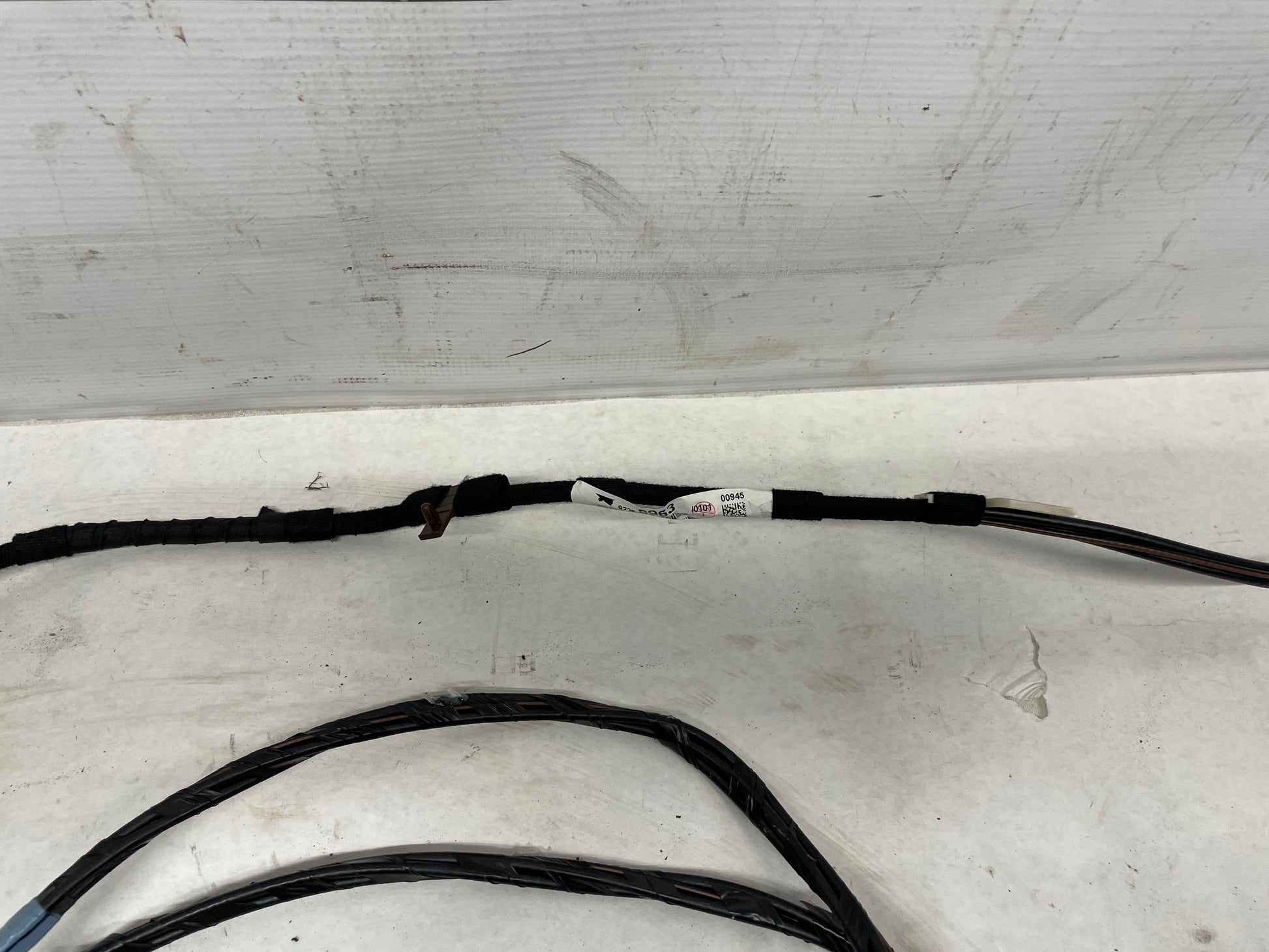 2017 Chevy SS Sedan Shark Fin Antenna Wire Wiring Harness OEM - Day's Parts Yard