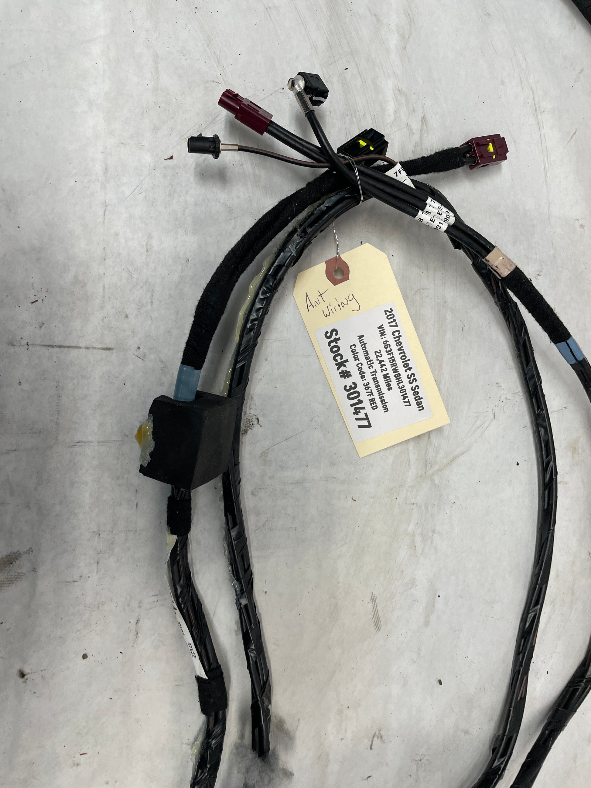 2017 Chevy SS Sedan Shark Fin Antenna Wire Wiring Harness OEM - Day's Parts Yard