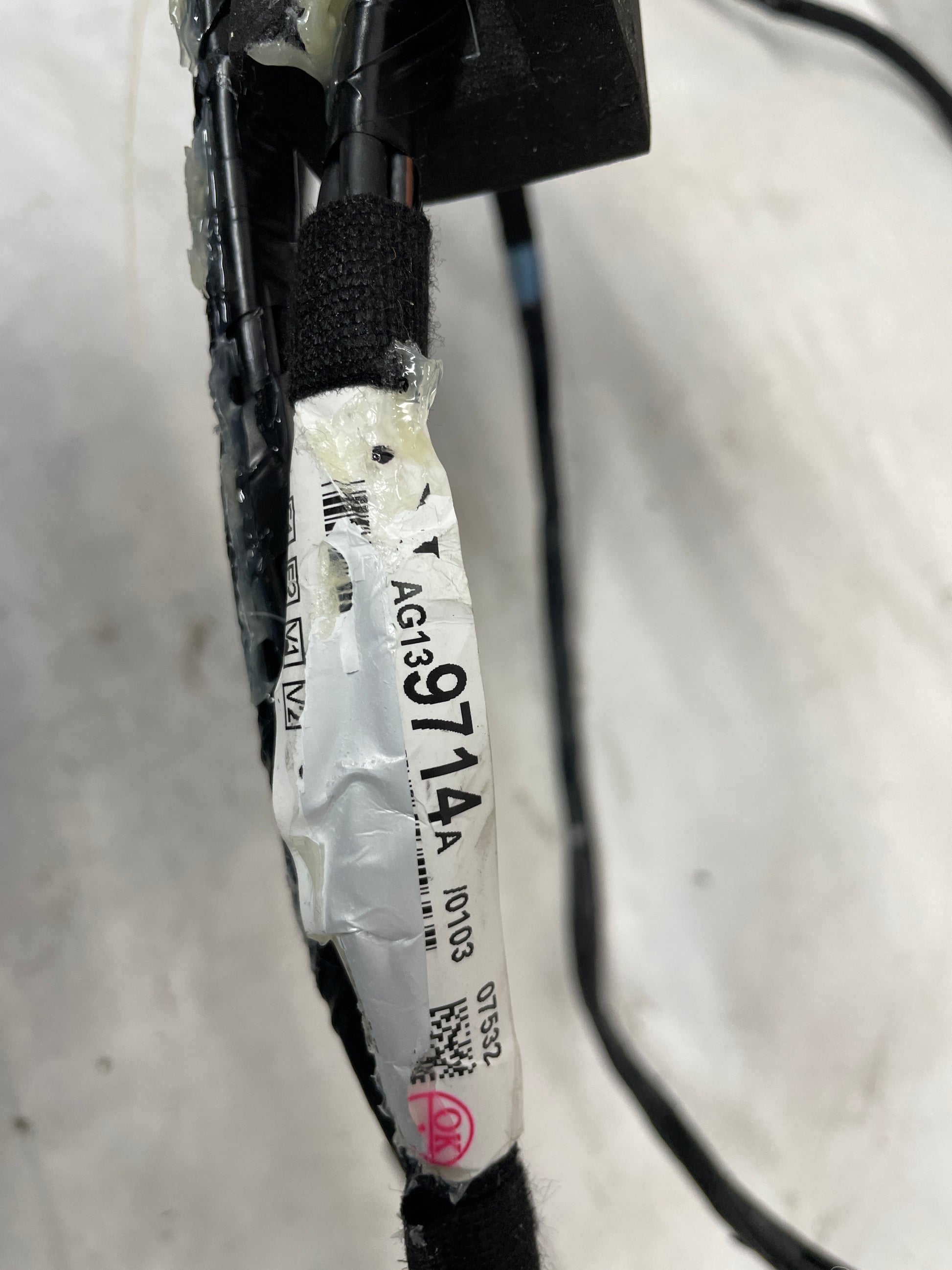 2017 Chevy SS Sedan Shark Fin Antenna Wire Wiring Harness OEM - Day's Parts Yard