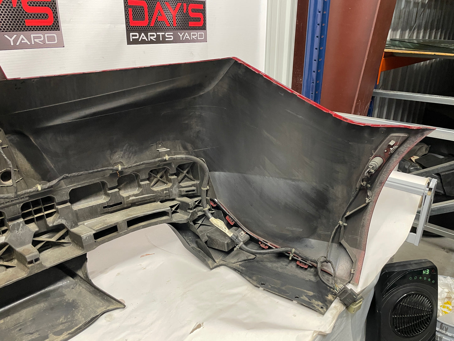 2018 Chevy Camaro 1LE SS Complete Rear Bumper Cover OEM - Day's Parts Yard