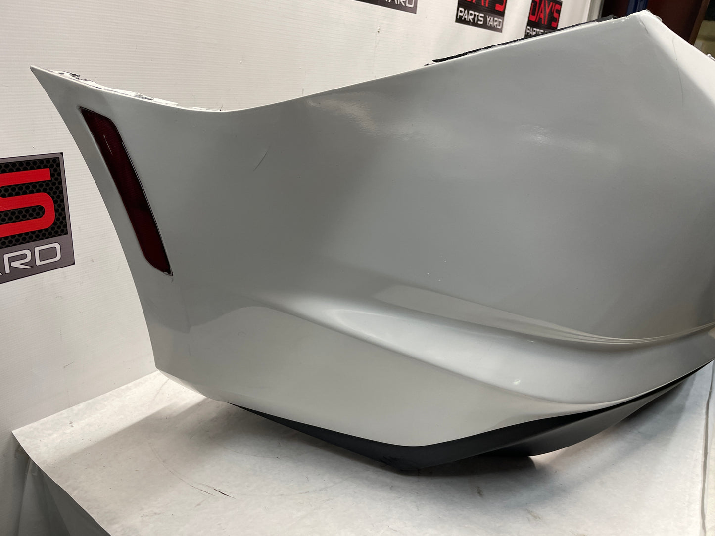 2020 Chevy Camaro SS LZ Complete Rear Bumper Cover OEM - Day's Parts Yard