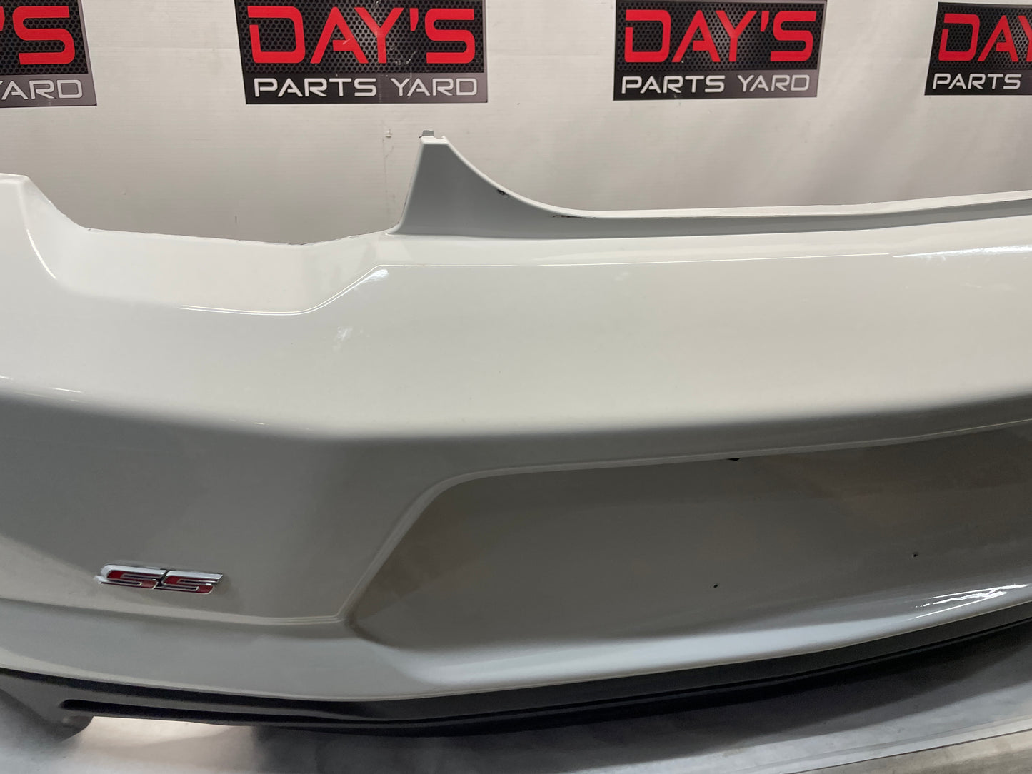 2020 Chevy Camaro SS LZ Complete Rear Bumper Cover OEM - Day's Parts Yard