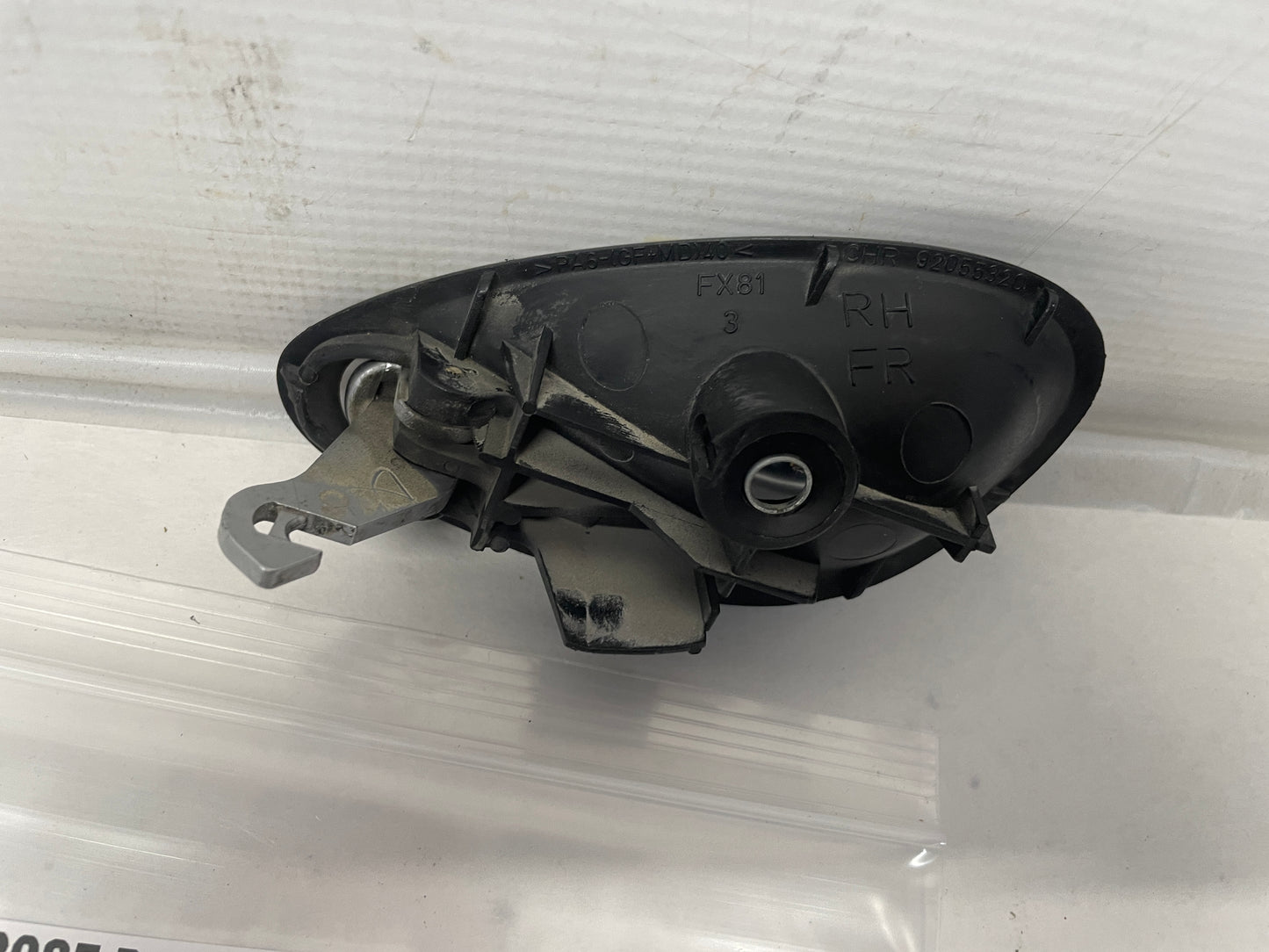 2005 Pontiac GTO RH Passenger Interior Door Handle OEM - Day's Parts Yard