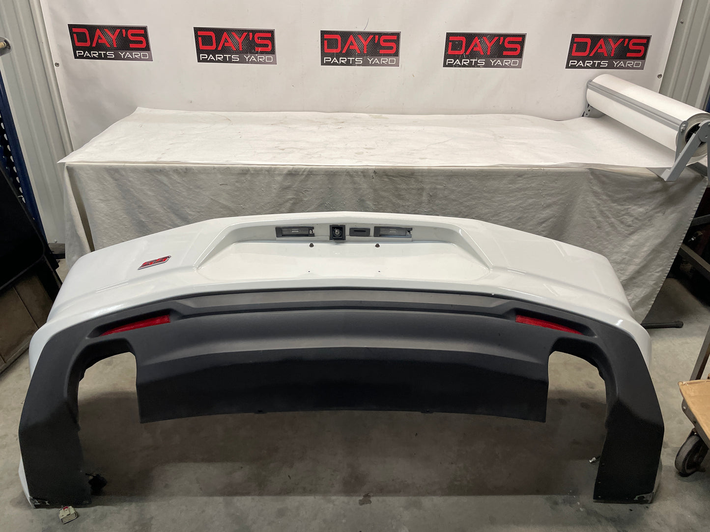 2020 Chevy Camaro SS LZ Complete Rear Bumper Cover OEM - Day's Parts Yard