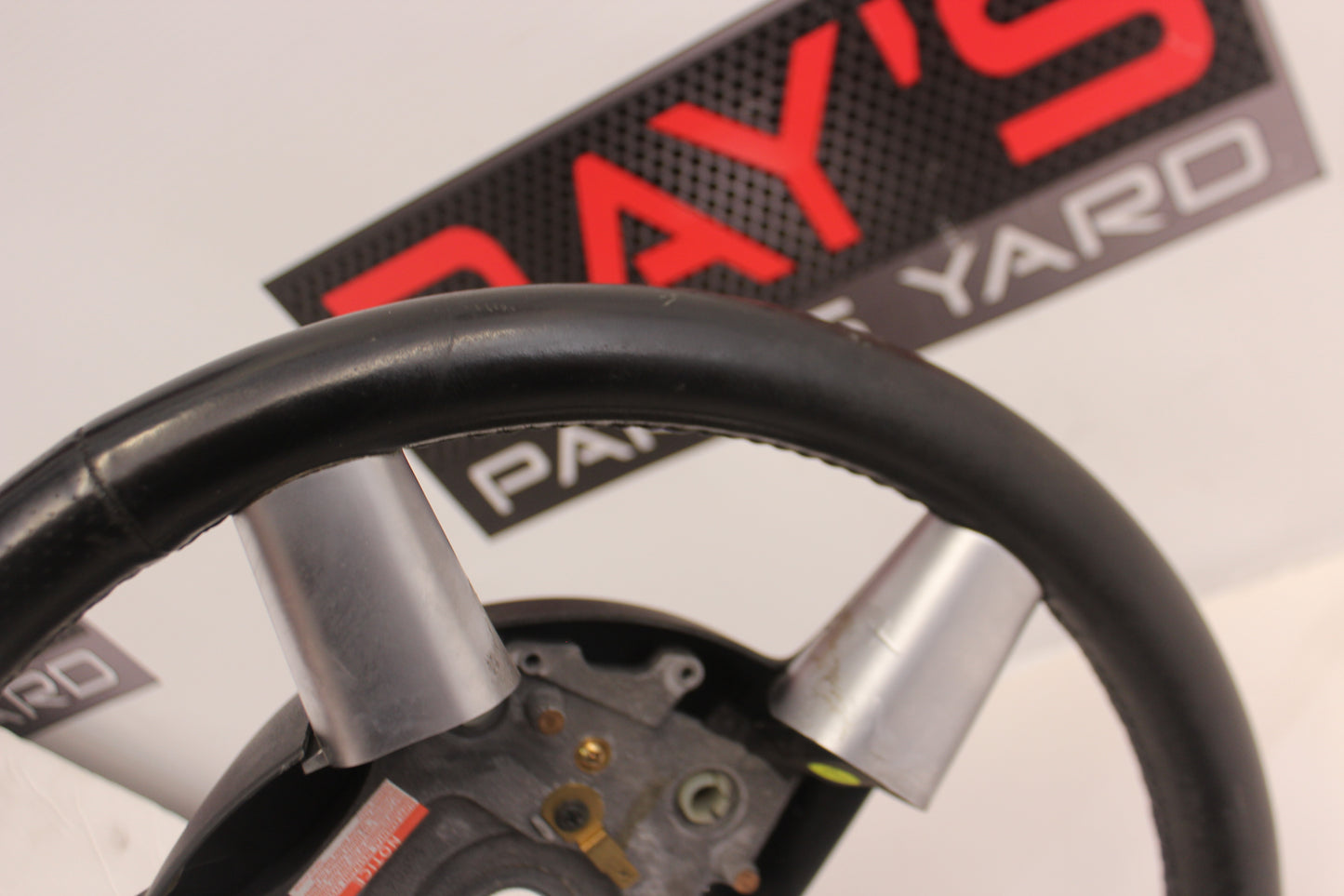 2005 Pontiac GTO Steering Wheel 92166630 OEM - Day's Parts Yard