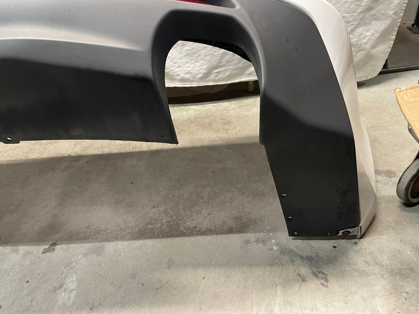 2020 Chevy Camaro SS LZ Complete Rear Bumper Cover OEM - Day's Parts Yard