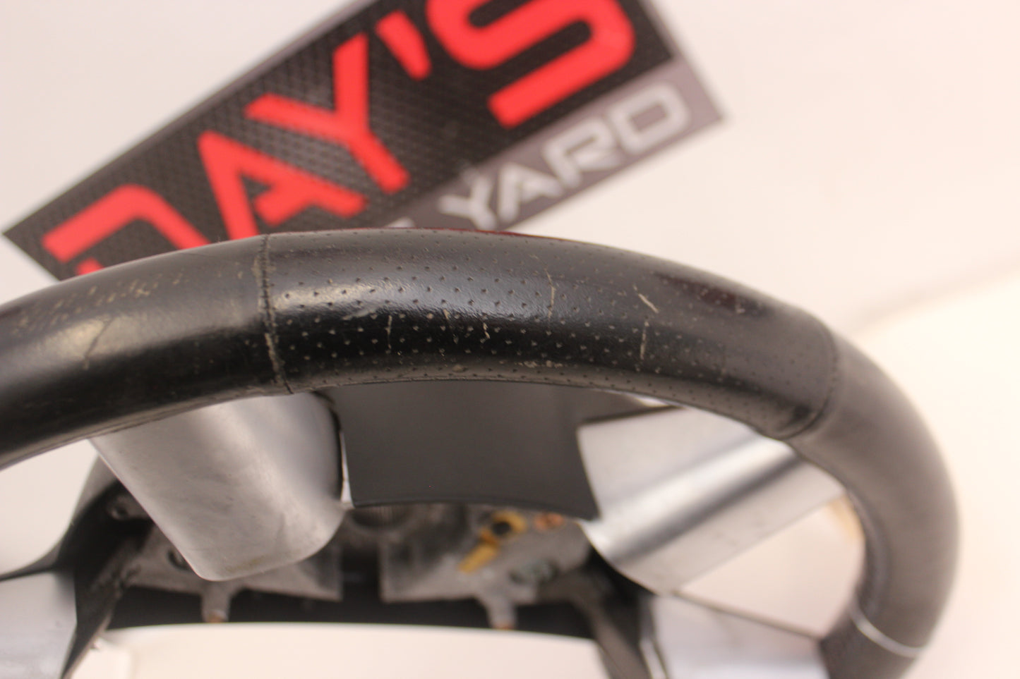 2006 Pontiac GTO Steering Wheel 92181066 OEM - Day's Parts Yard