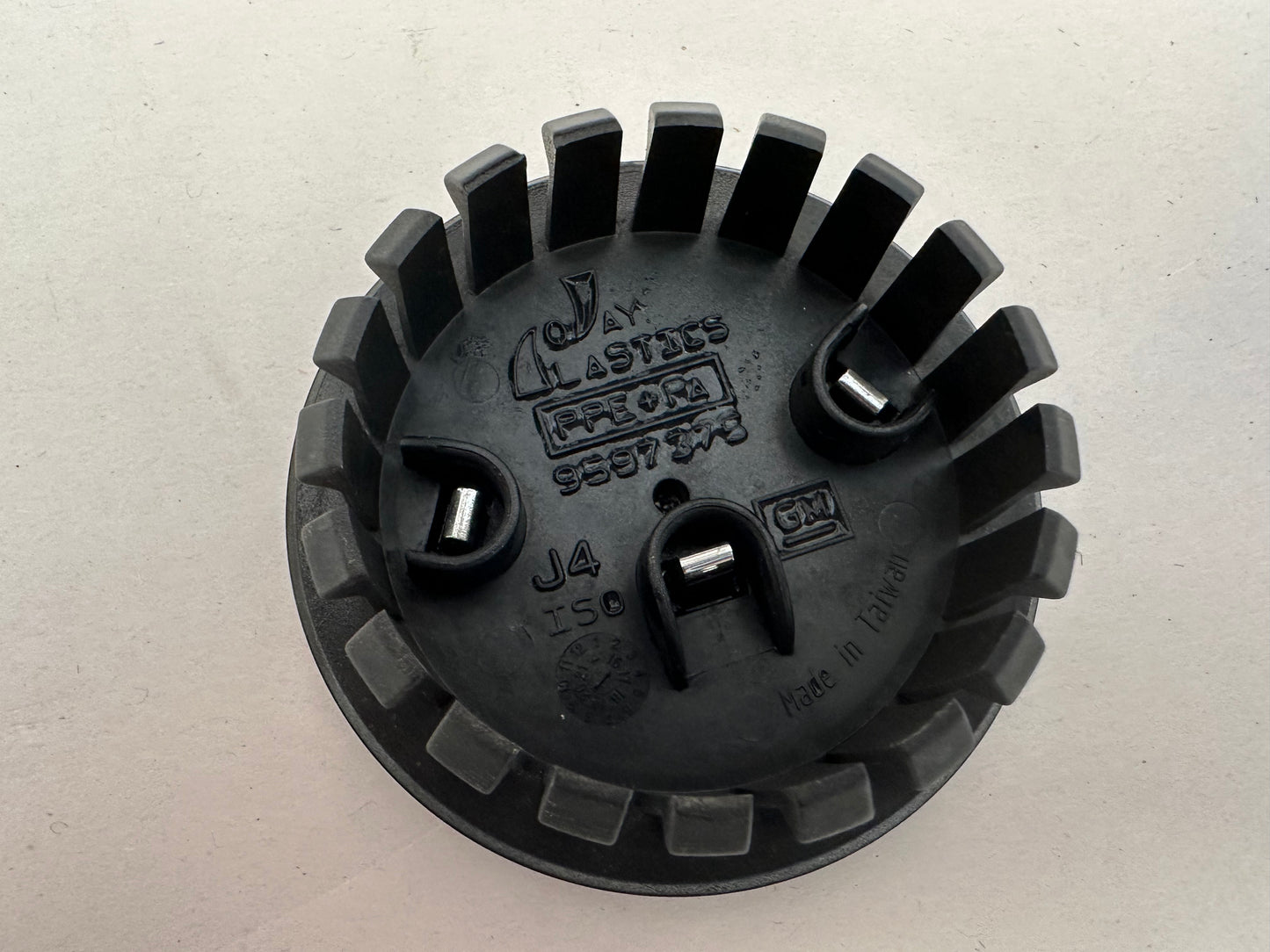2017 Cadillac ATS-V Coupe Wheel Center Cap OEM - Day's Parts Yard