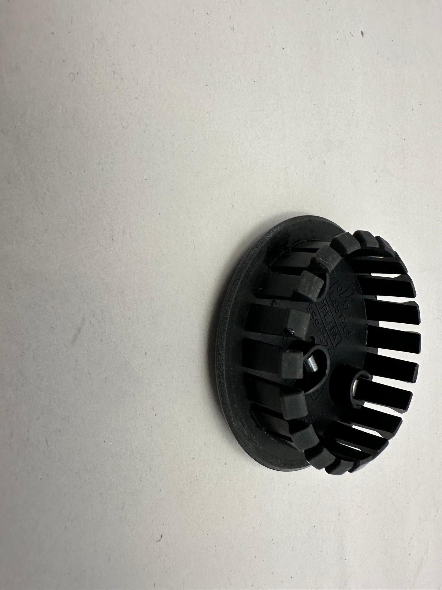 2017 Cadillac ATS-V Coupe Wheel Center Cap OEM - Day's Parts Yard