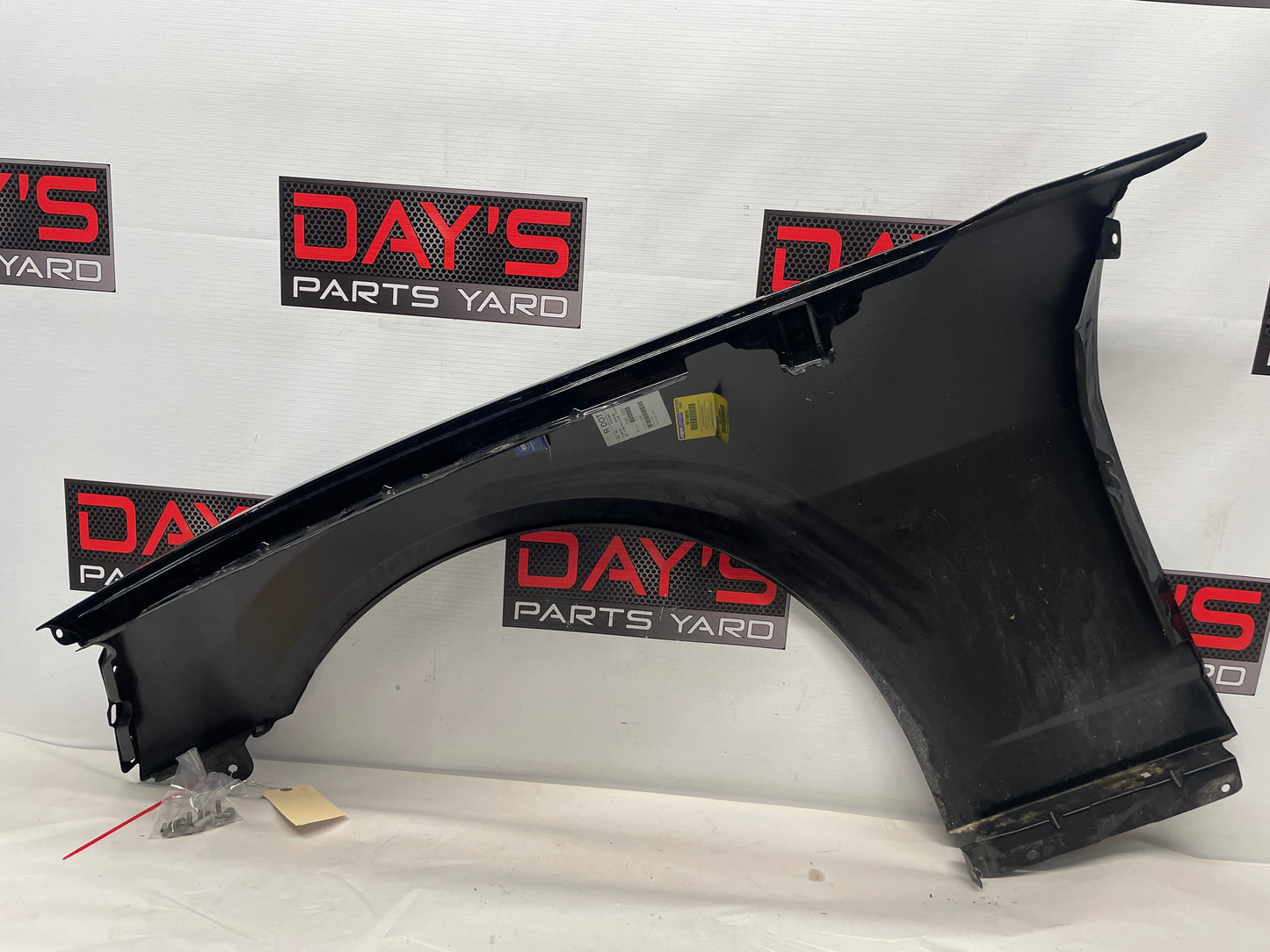 2012 Chevy Camaro SS ZL1 Front RH Passenger Fender LOCAL PICK UP - Day's Parts Yard