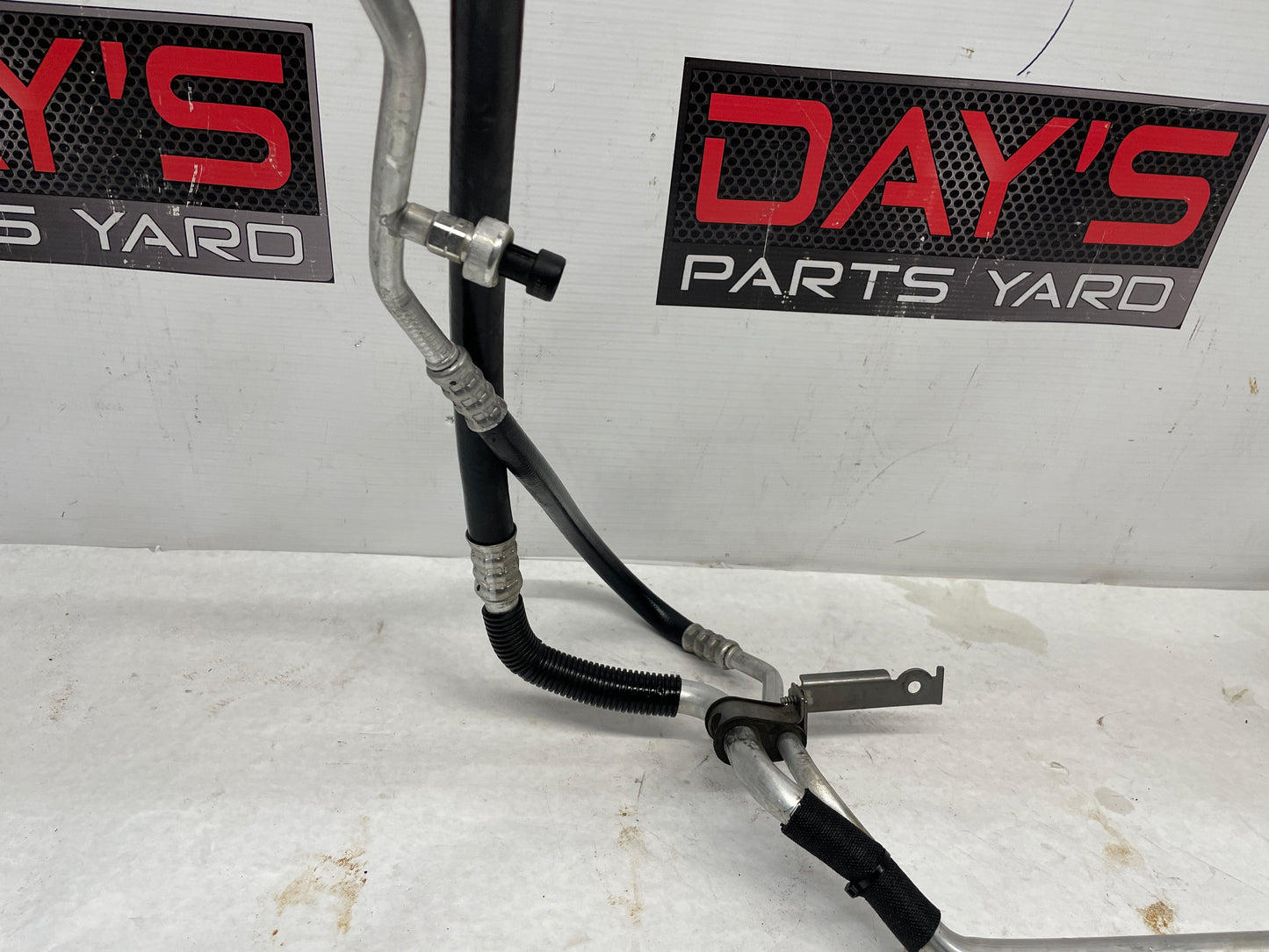 2020 Chevy Camaro SS LZ Air Conditioner AC A/C Line Hose Manifold Assembly OEM - Day's Parts Yard