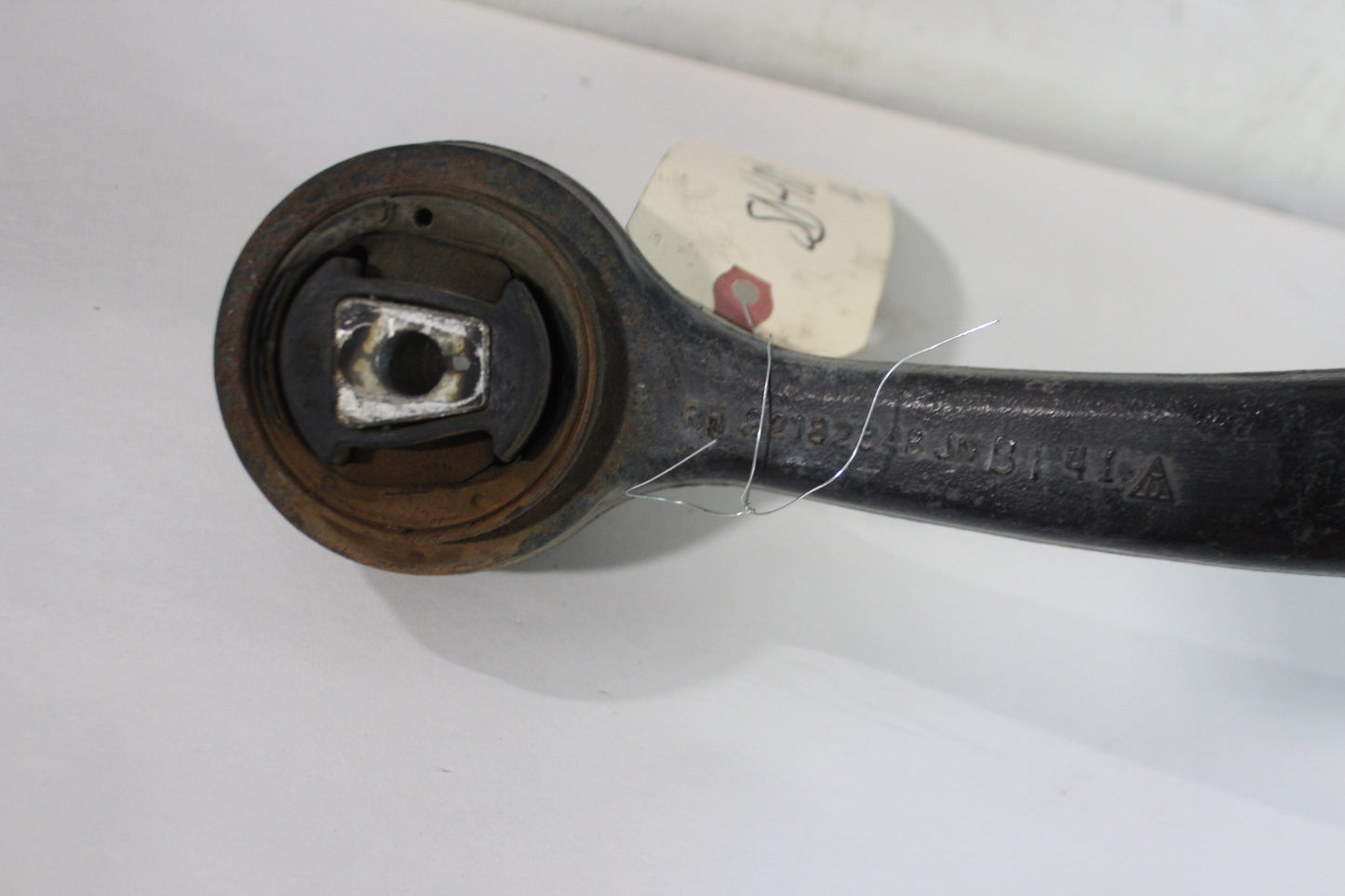 2008 Pontiac G8 GT Front RH Passenger Lower Control Arm OEM - Day's Parts Yard