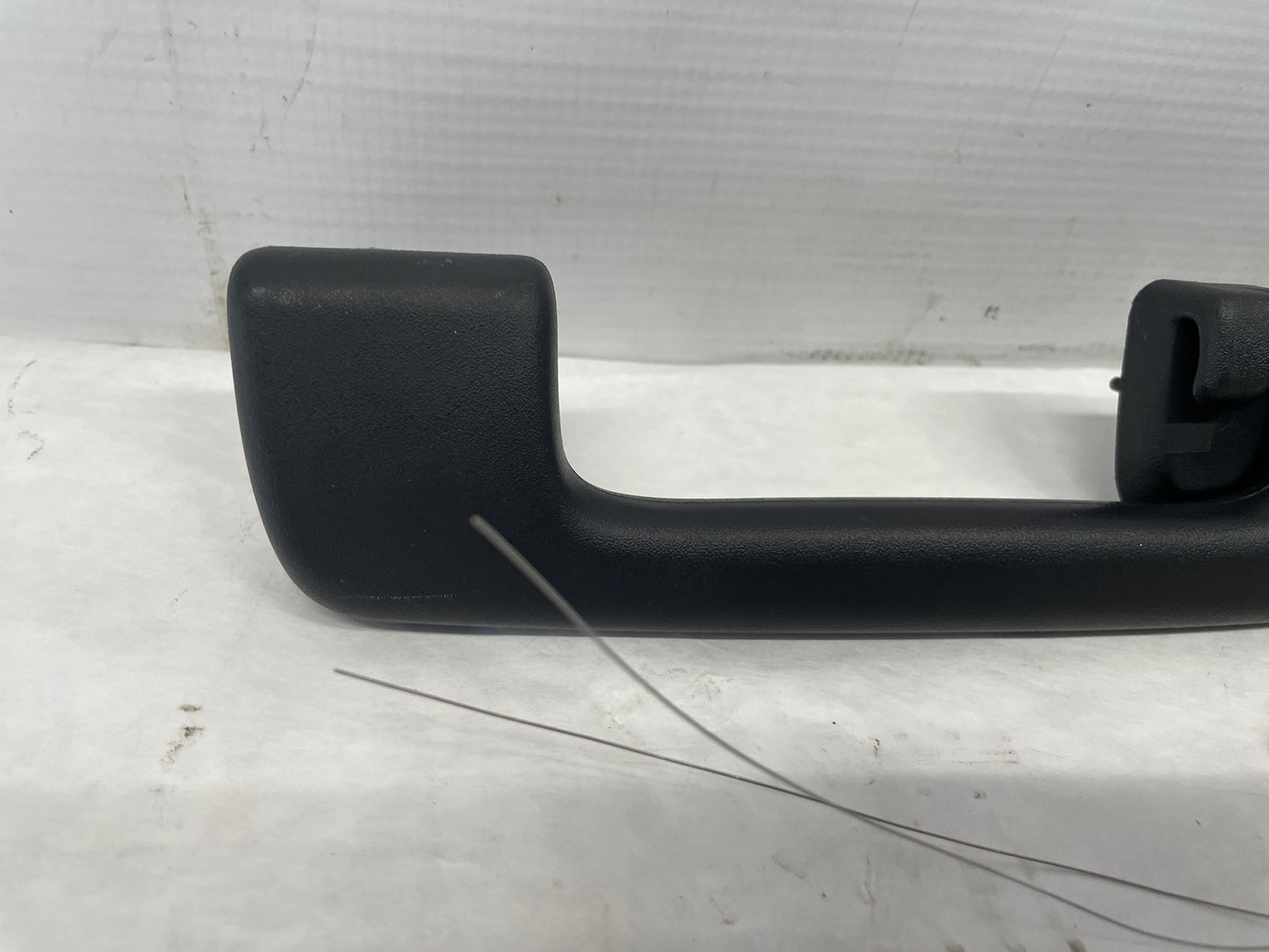 2009 Pontiac G8 Base RH & LH Grab Bars Handles OEM - Day's Parts Yard
