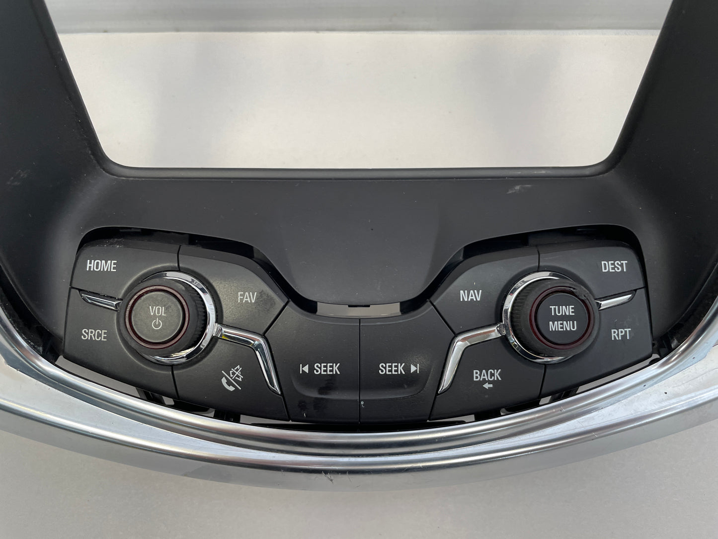 2014-2017 SS Sedan Radio Bezel w/ Controls OEM - Day's Parts Yard