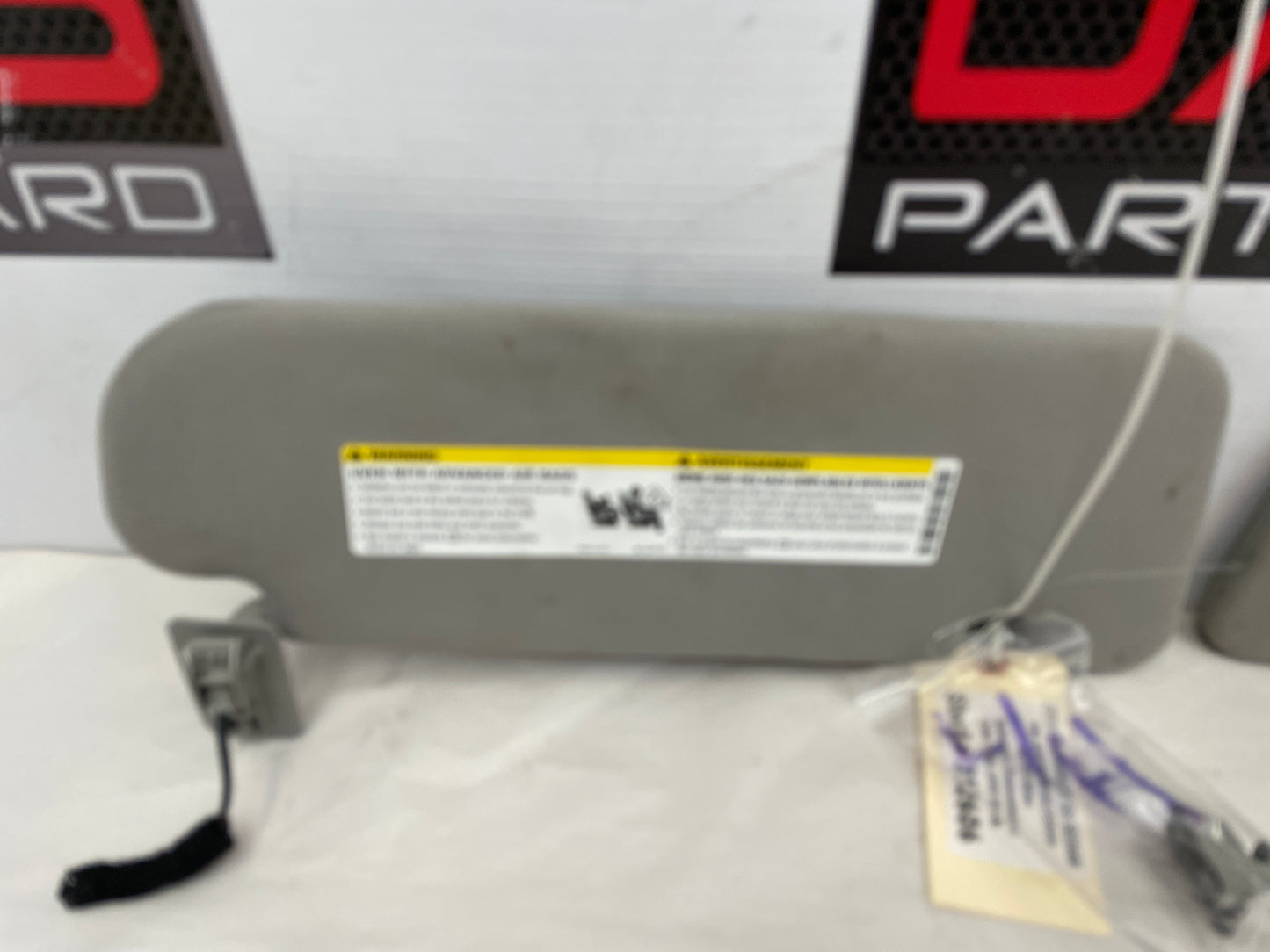 2017 Chevy SS Sedan RH & LH Sun Visor Sunvisor Set w/ Clips OEM - Day's Parts Yard