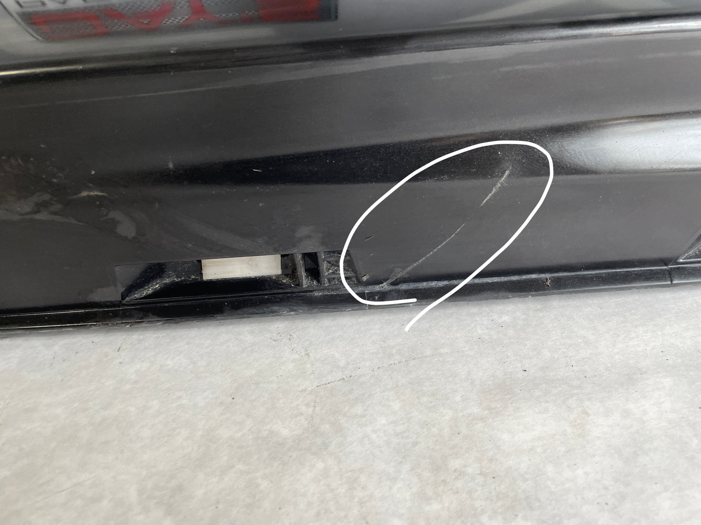 2008 Pontiac G8 GT LH Driver Rocker Molding Trim Panel OEM - Day's Parts Yard