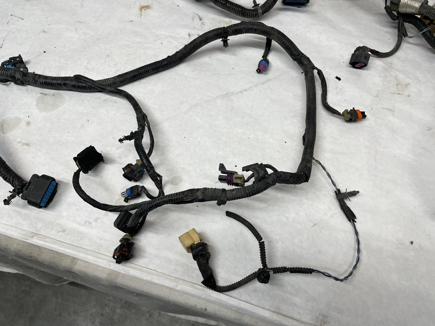2012 Chevy Camaro ZL1 Engine Motor Transmission Wiring Wire Harness OEM - Day's Parts Yard