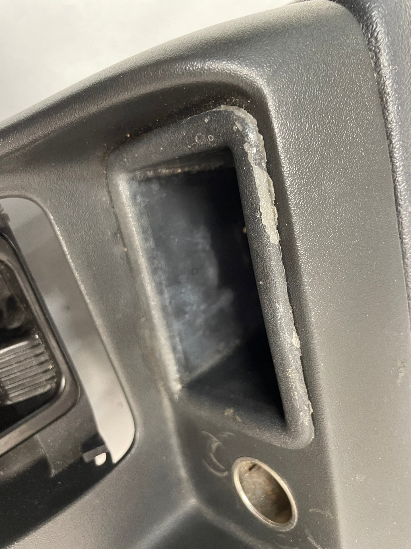 1998 Chevy Camaro Z28 Complete Auto Center Console Arm Rest Assembly OEM Grey Gray - Day's Parts Yard