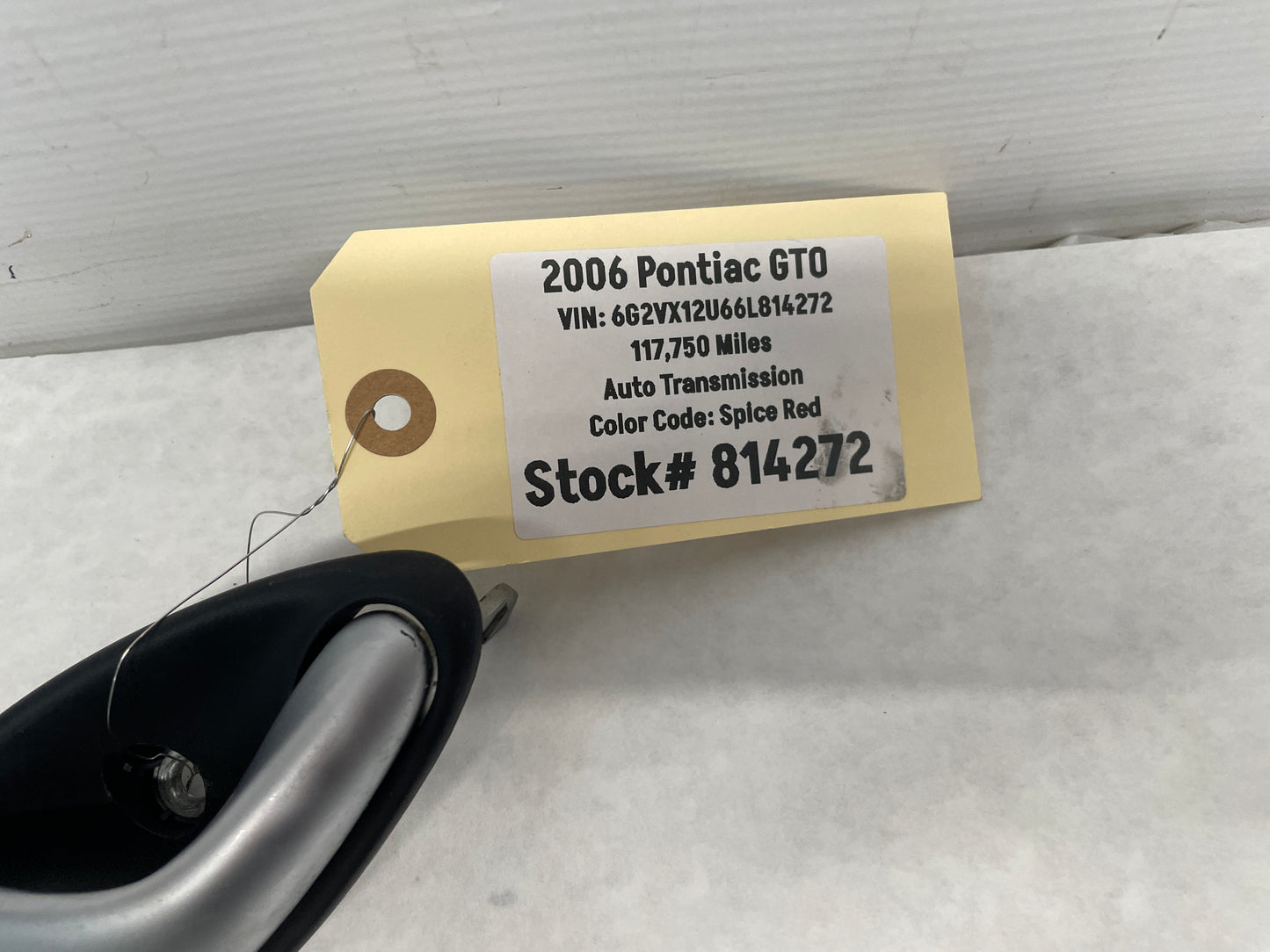 2006 Pontiac GTO RH Passenger Interior Door Handle OEM - Day's Parts Yard