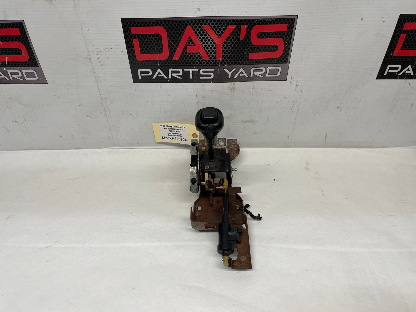 1998 Chevy Camaro Z28 Automatic Transmission Floor Shifter Gear Selector OEM - Day's Parts Yard