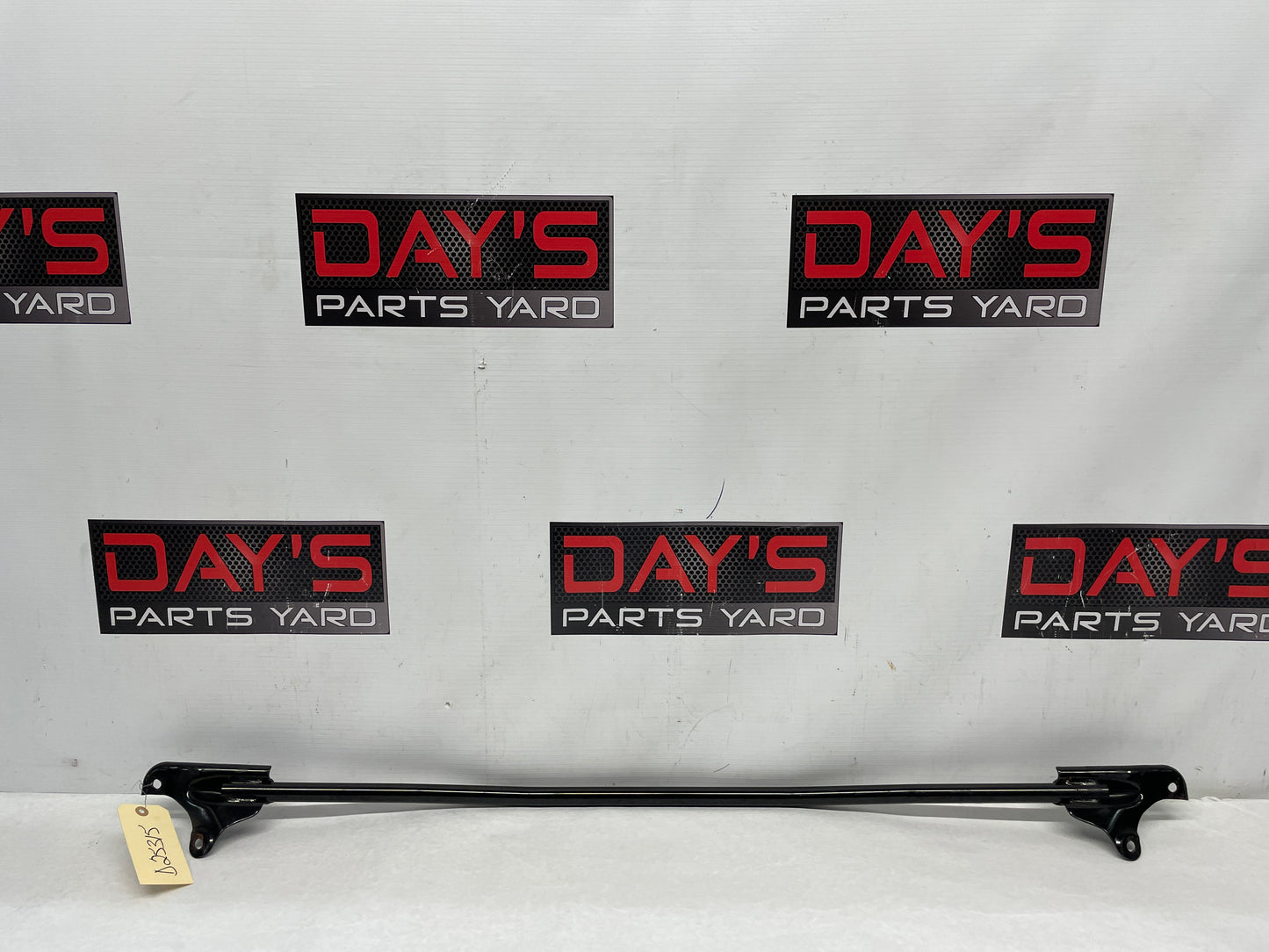 2006 Pontiac GTO Suspension Strut Tower Brace OEM - Day's Parts Yard