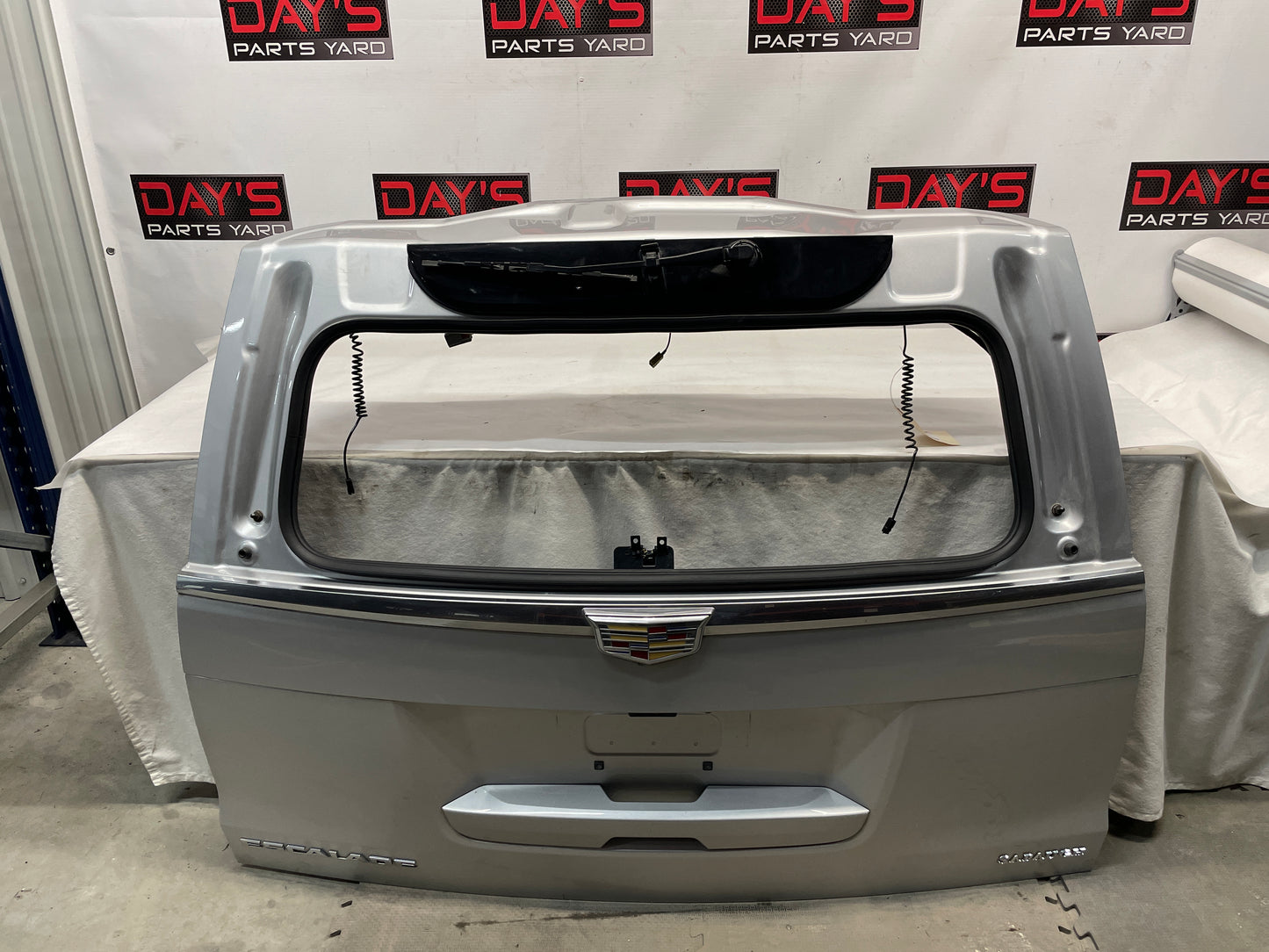 2018 Cadillac Escalade Rear Trunk Lid Tailgate Liftgate Hatch OEM - Day's Parts Yard