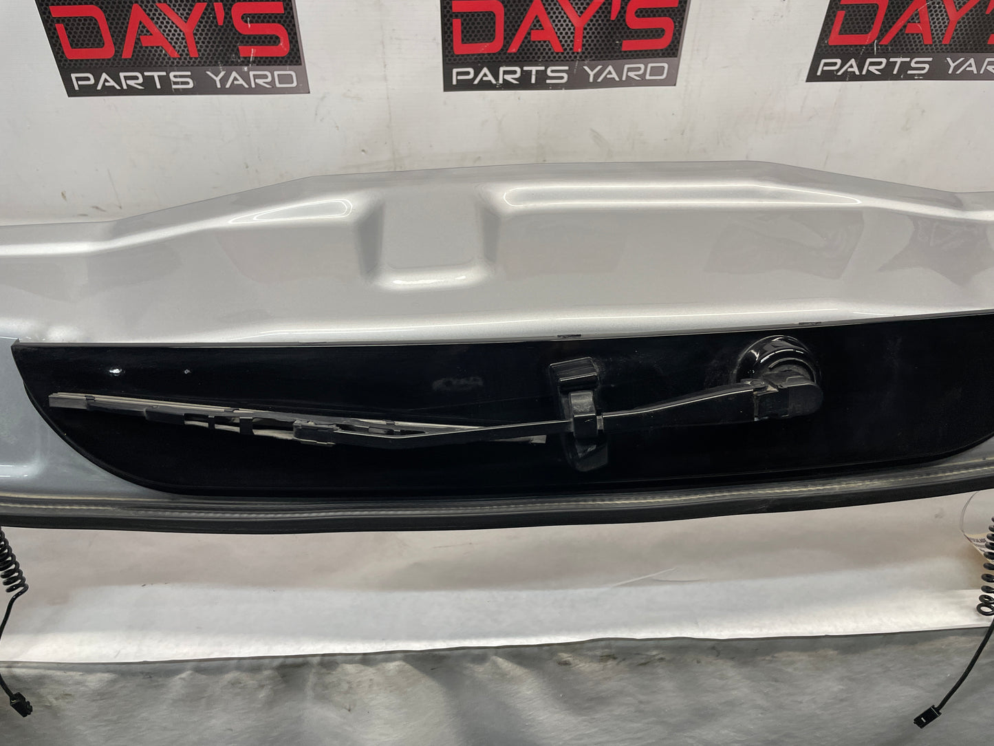 2018 Cadillac Escalade Rear Trunk Lid Tailgate Liftgate Hatch OEM - Day's Parts Yard