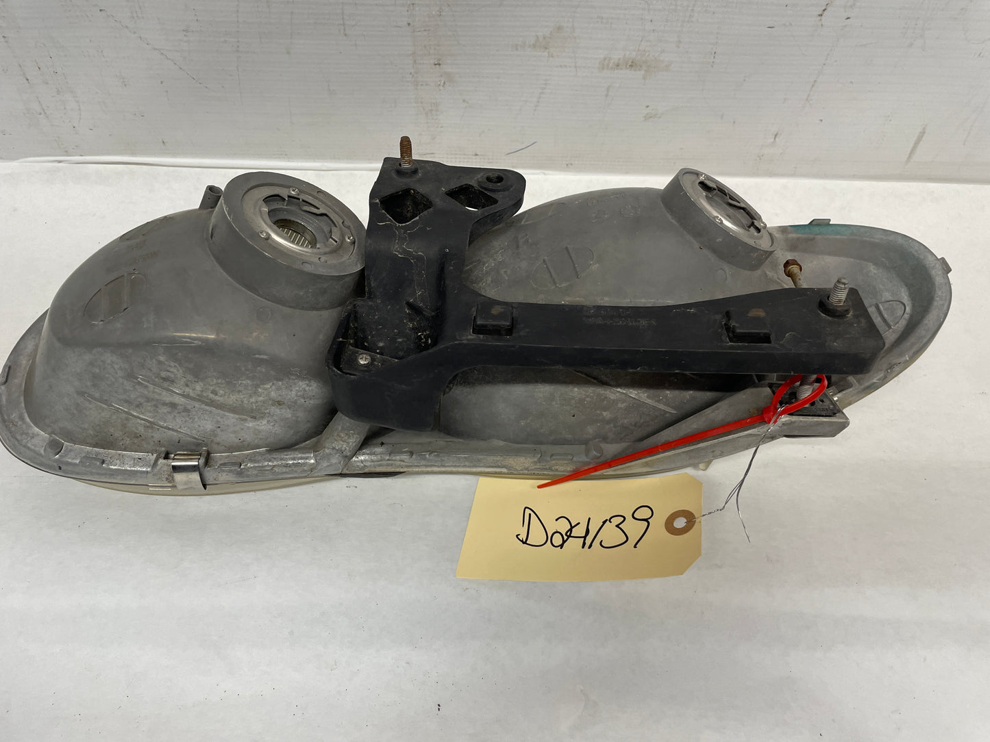 1998 Chevy Camaro Z28 RH Passenger Headlight Head Light Lamp OEM - Day's Parts Yard