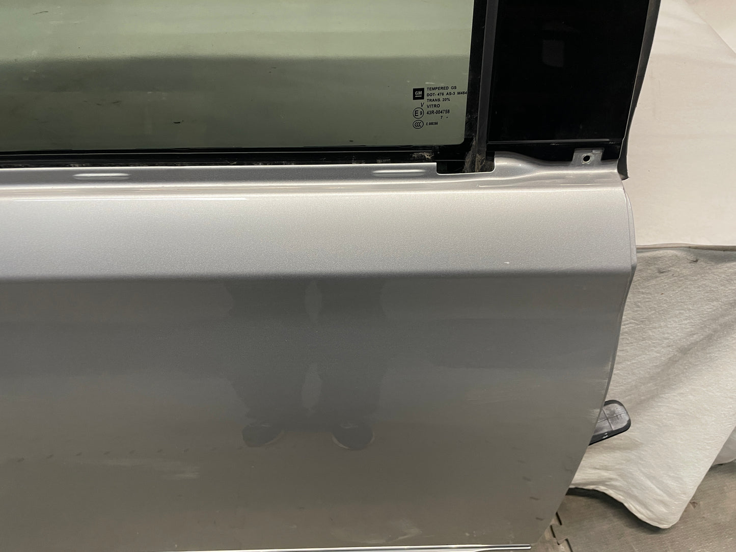 2018 Cadillac Escalade RH Passenger Rear Exterior Door Silver OEM - Day's Parts Yard
