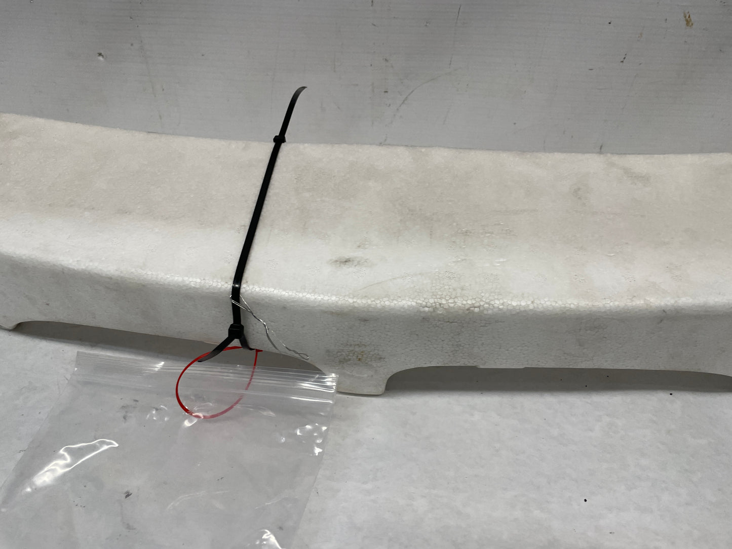 2006 Pontiac GTO Front Bumper Impact Energy Absorber Bar Foam OEM - Day's Parts Yard