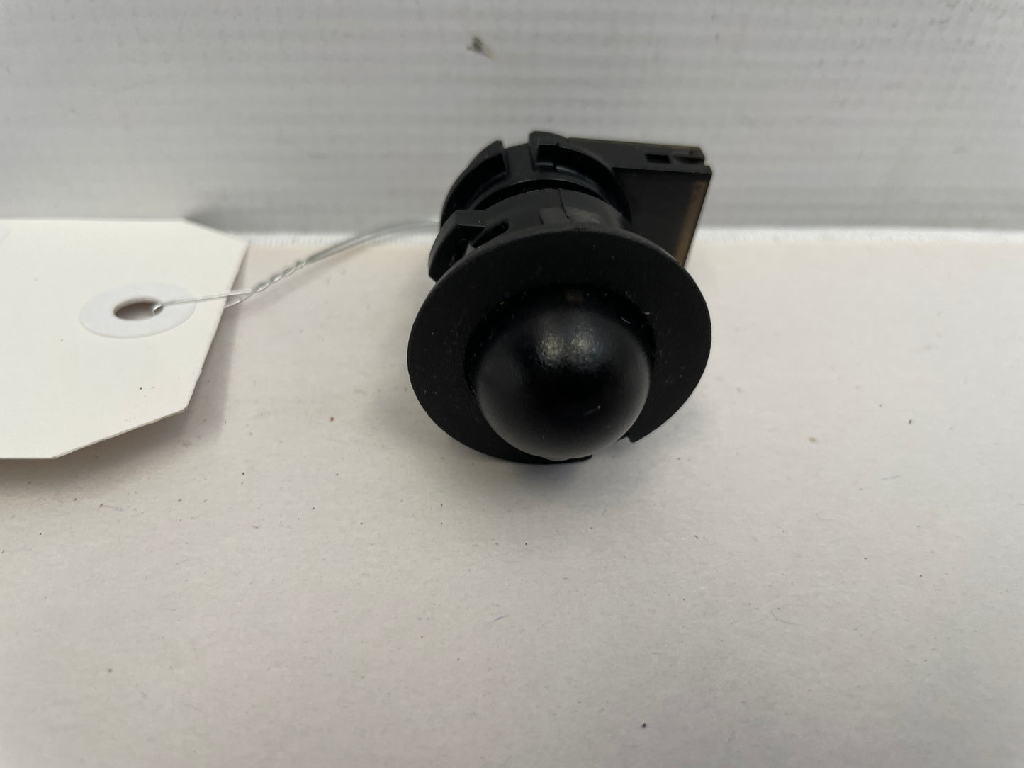 2014-17 SS Sedan Headlamp Head light Sun Load Light Sensor OEM - Day's Parts Yard