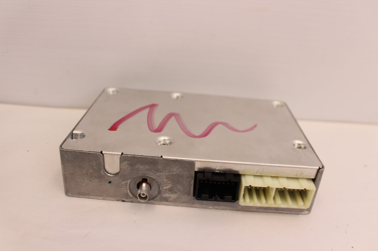 2014 Chevy Camaro SS OnStar Communication Module OEM - Day's Parts Yard
