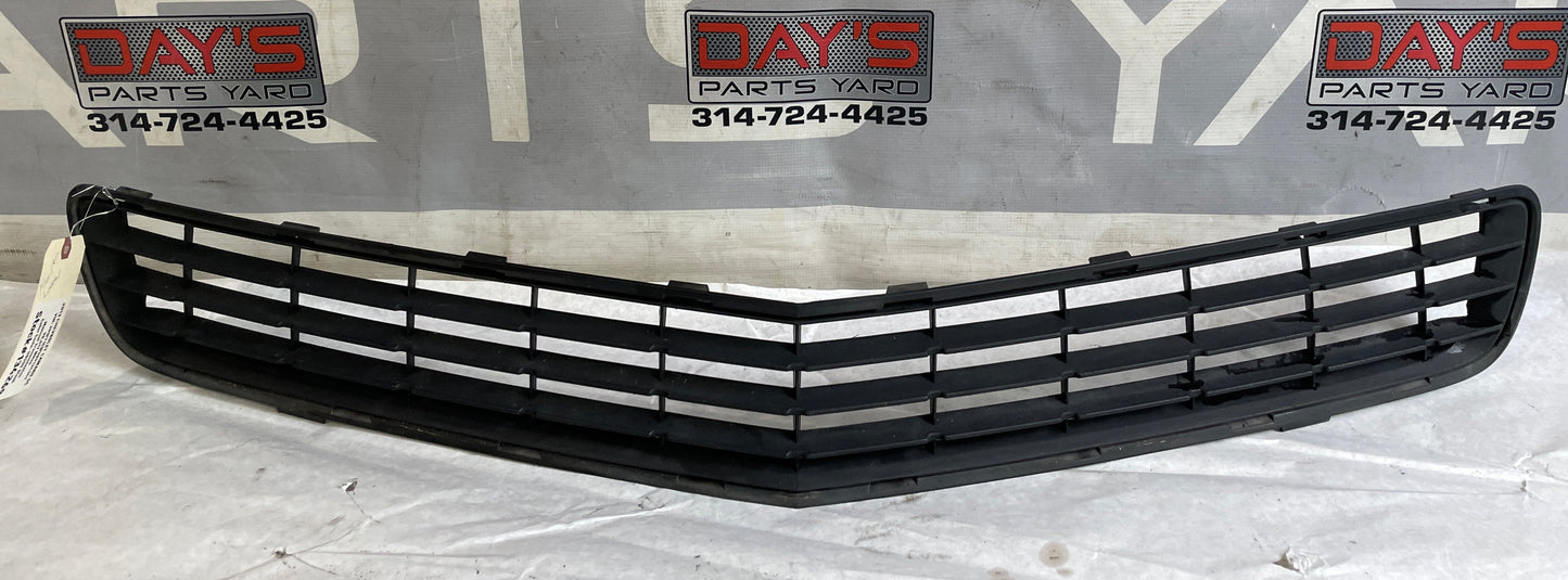 2013 Chevy Camaro SS Front Bumper Lower Grill OEM - Day's Parts Yard