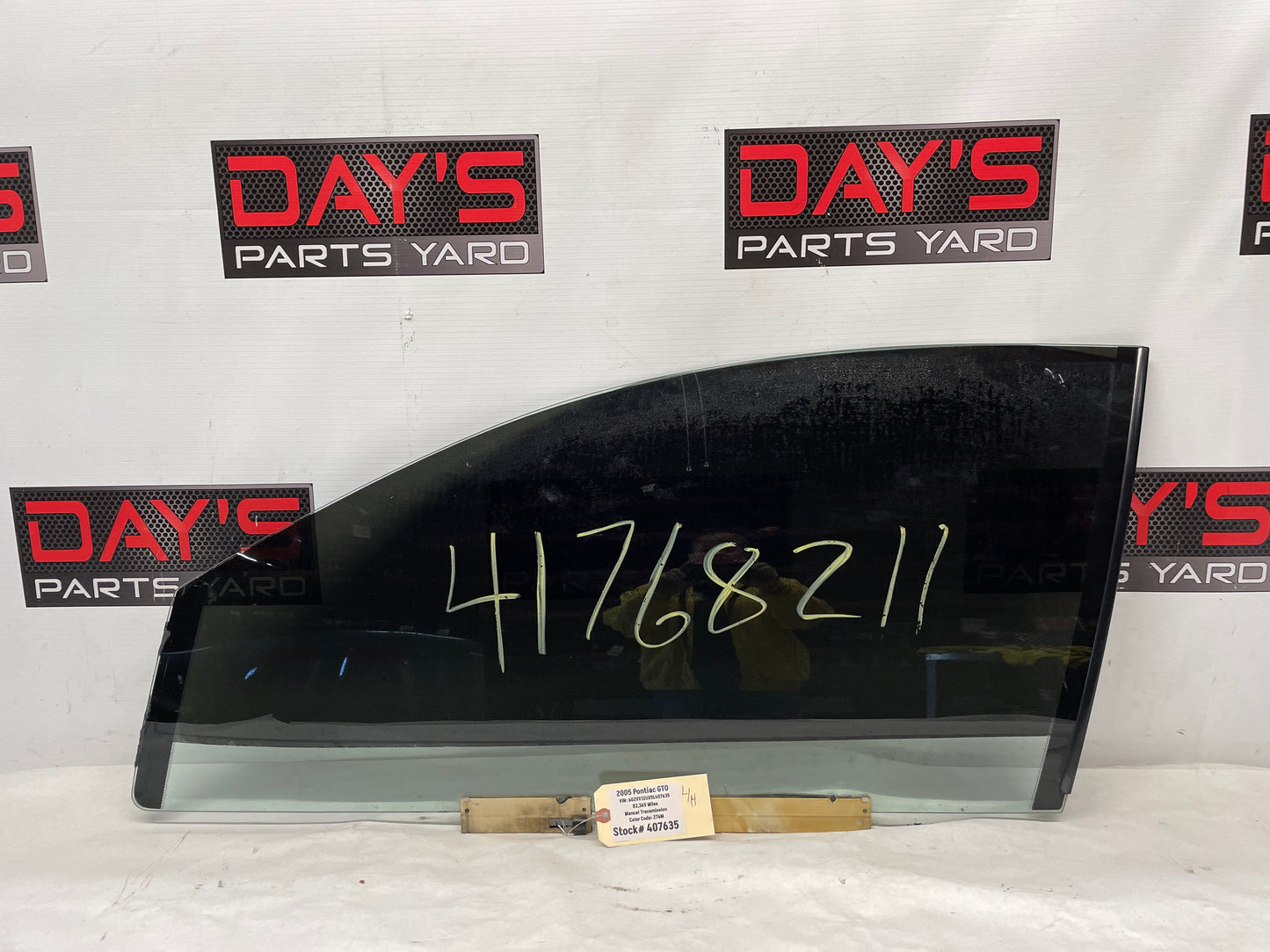 2005 Pontiac GTO LH Driver Front Door Window Glass OEM - Day's Parts Yard