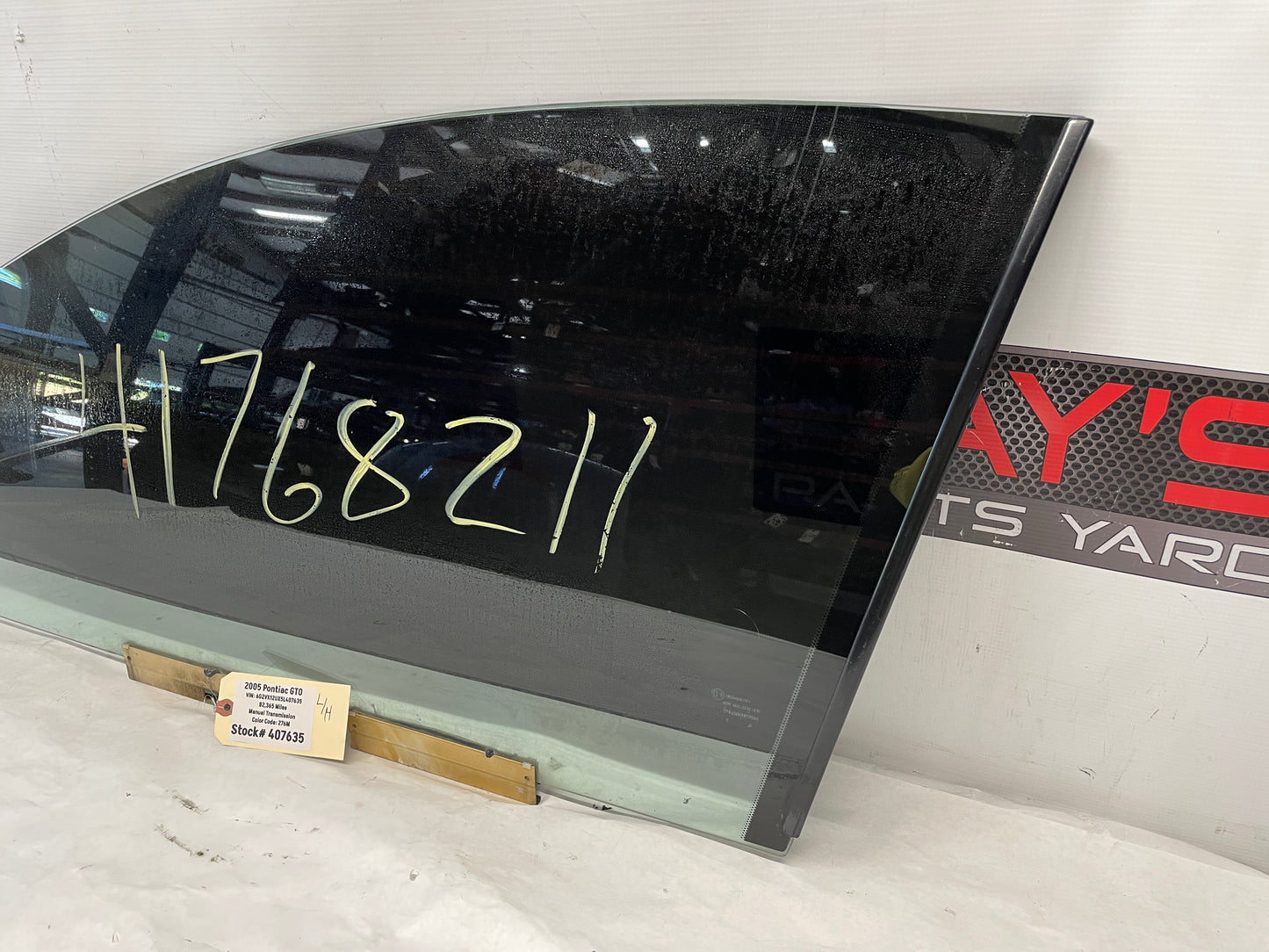 2005 Pontiac GTO LH Driver Front Door Window Glass OEM - Day's Parts Yard
